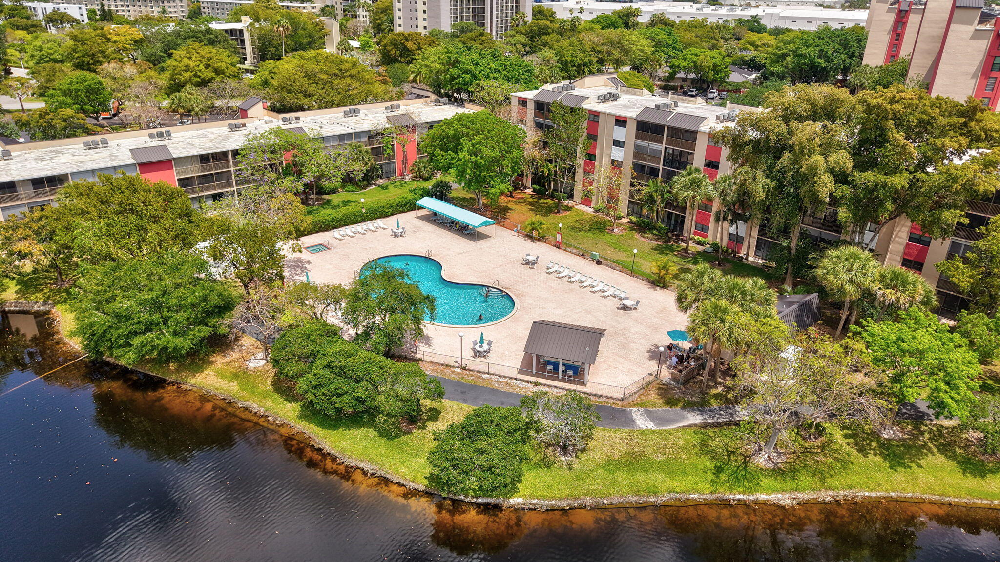 2208 S Cypress Bend Drive 103, Pompano Beach Unit: 103