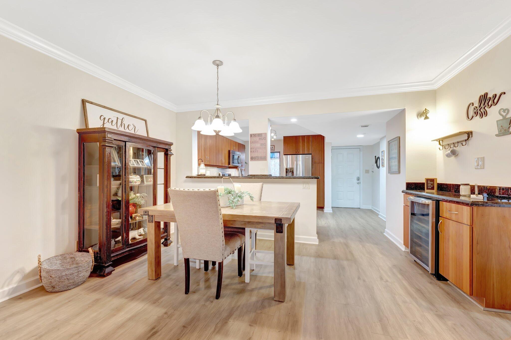 2208 S Cypress Bend Drive 103, Pompano Beach Unit: 103