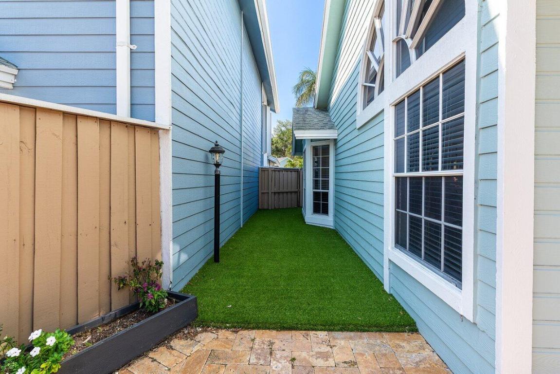 5120 Coronado Ridge