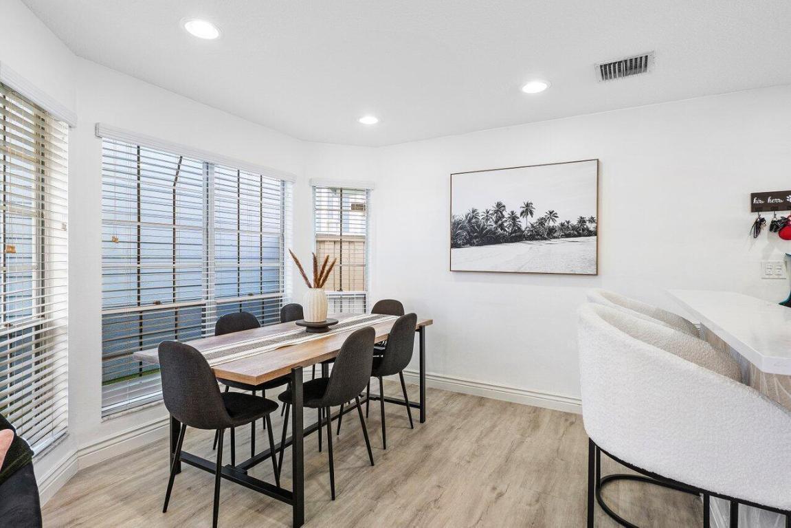 5120 Coronado Ridge