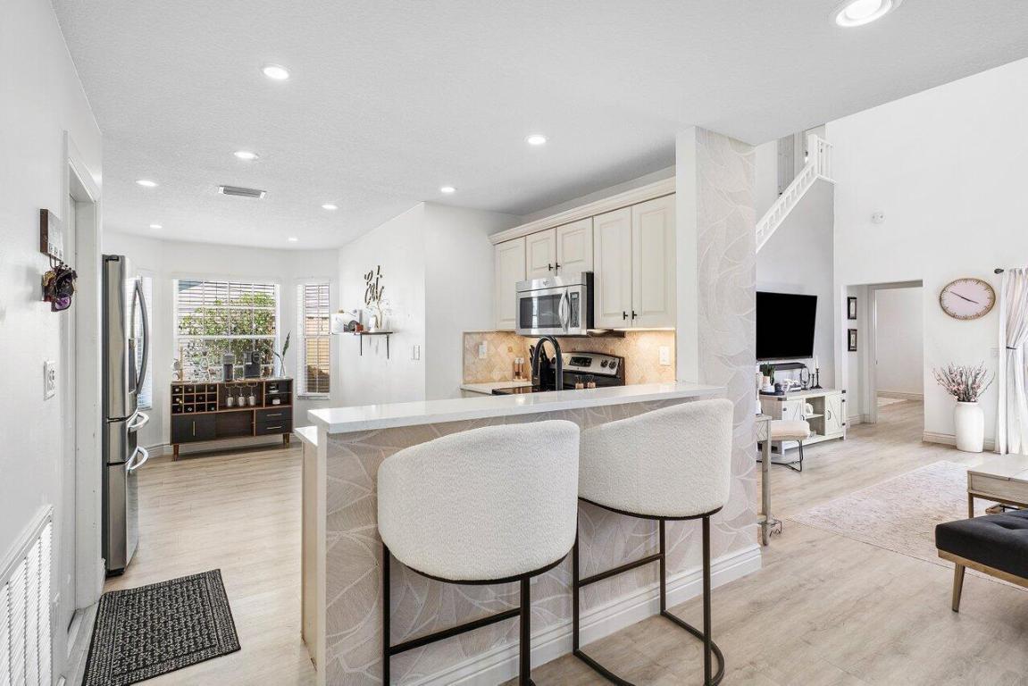 5120 Coronado Ridge