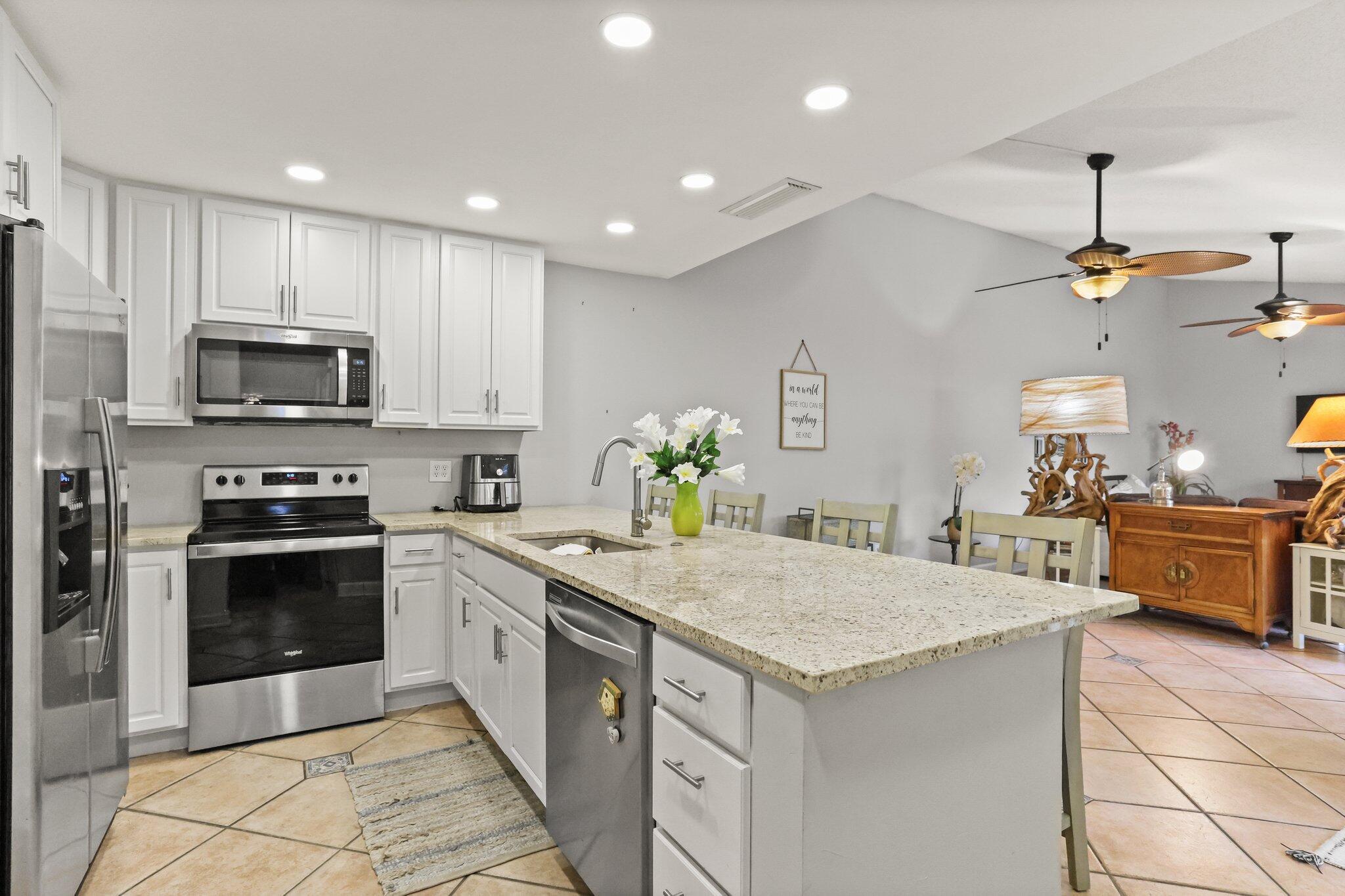 4652 Holly Lake Drive