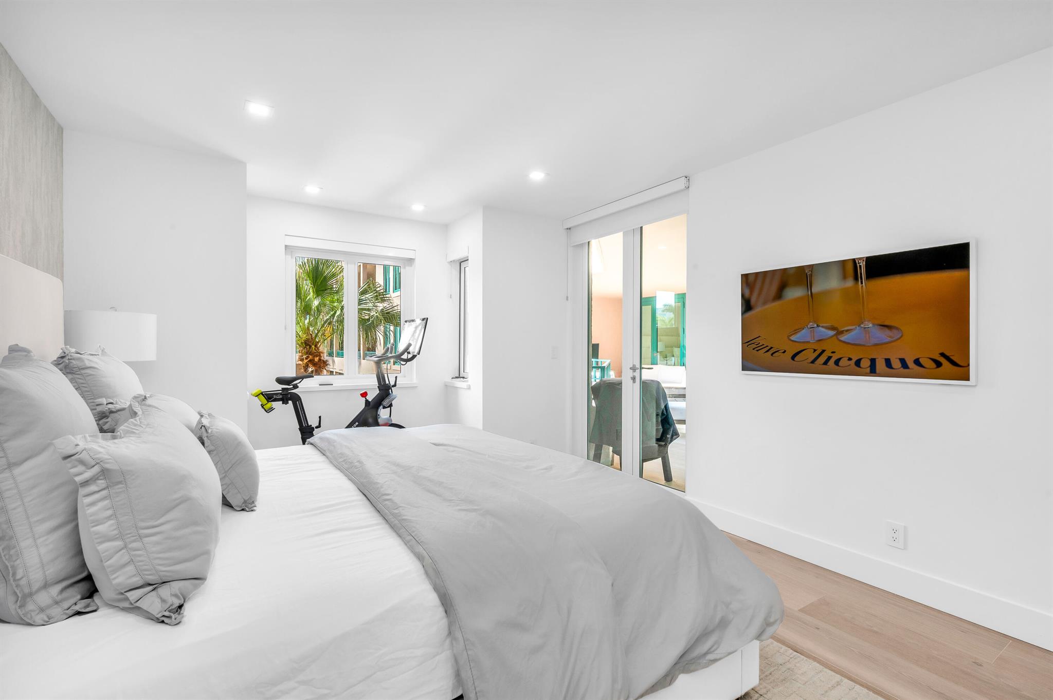 120 SE 5th Avenue 324