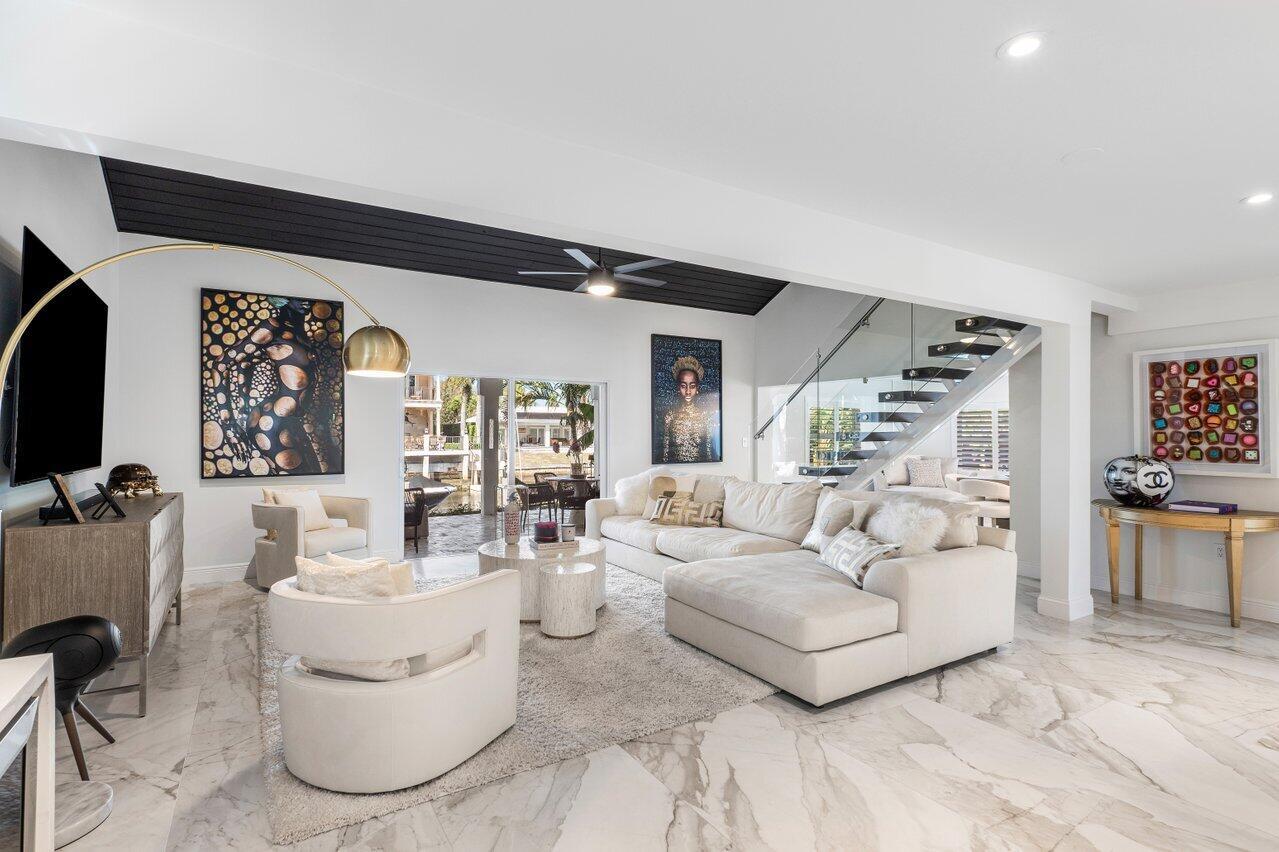 721 SW 15th Street