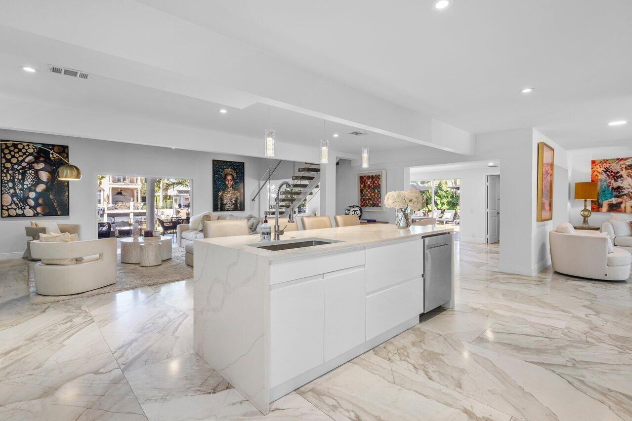 721 SW 15th Street