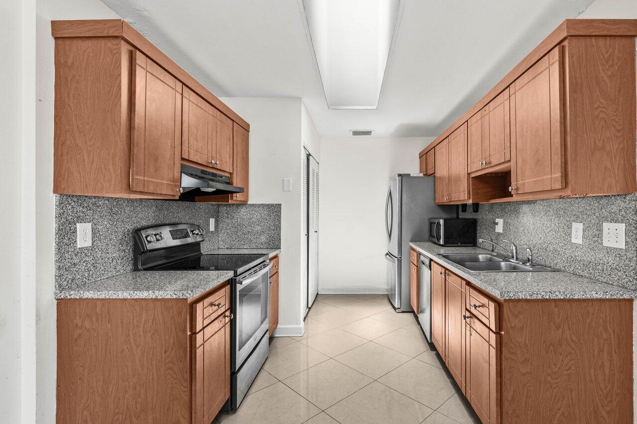 5751 Doris Court