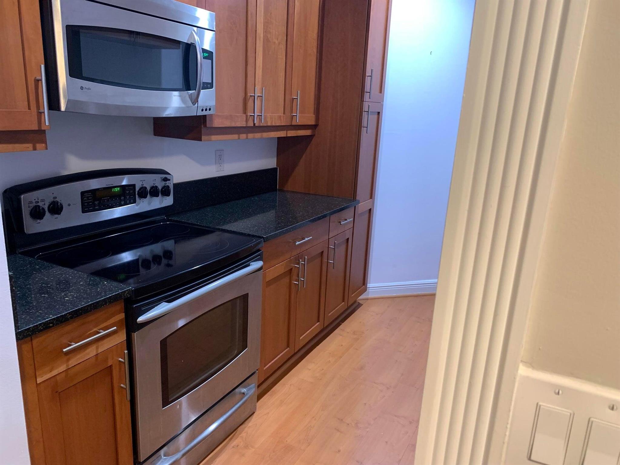 408 SW 13th Terrace