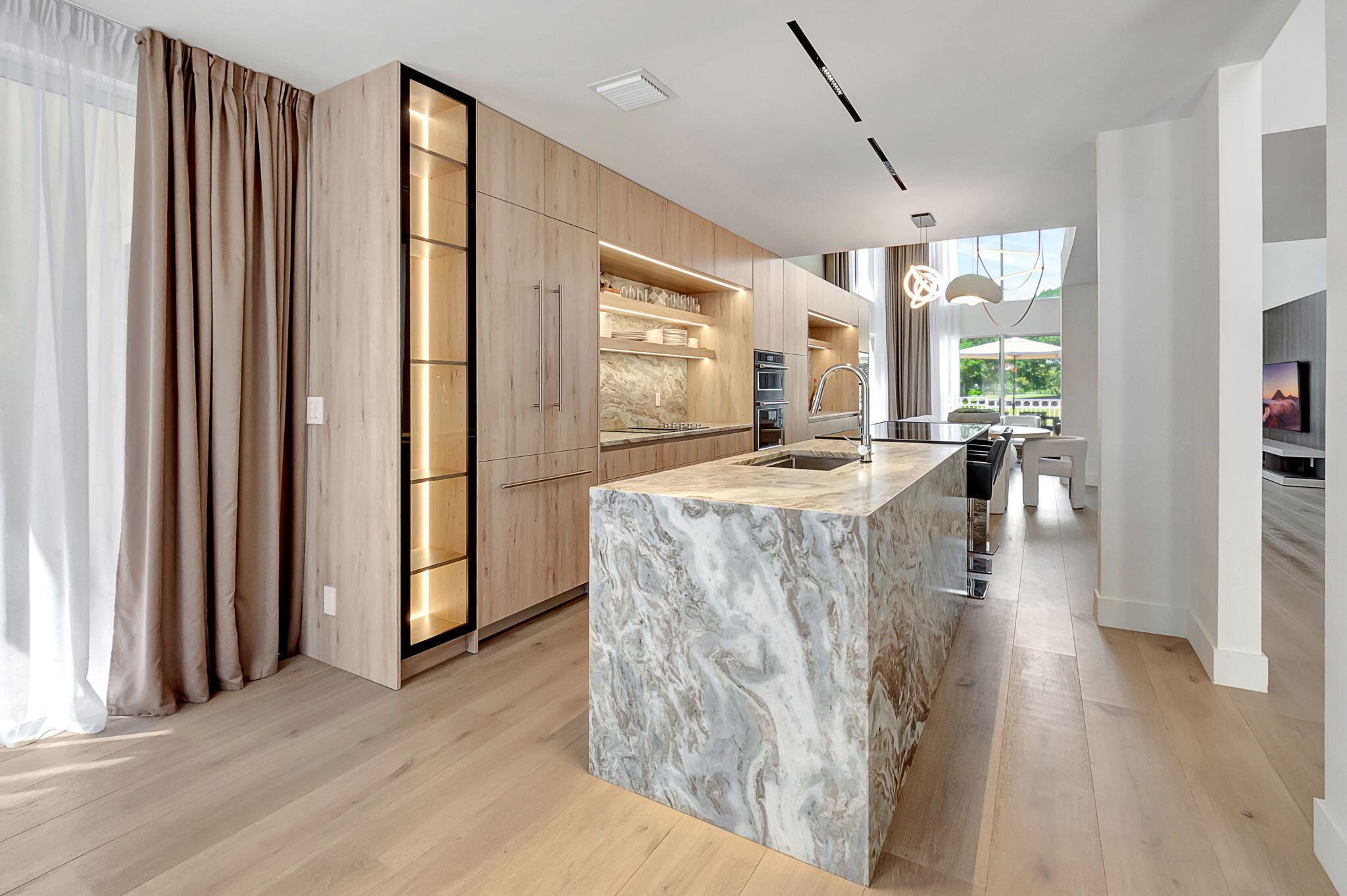 5607 NW 24th Terrace