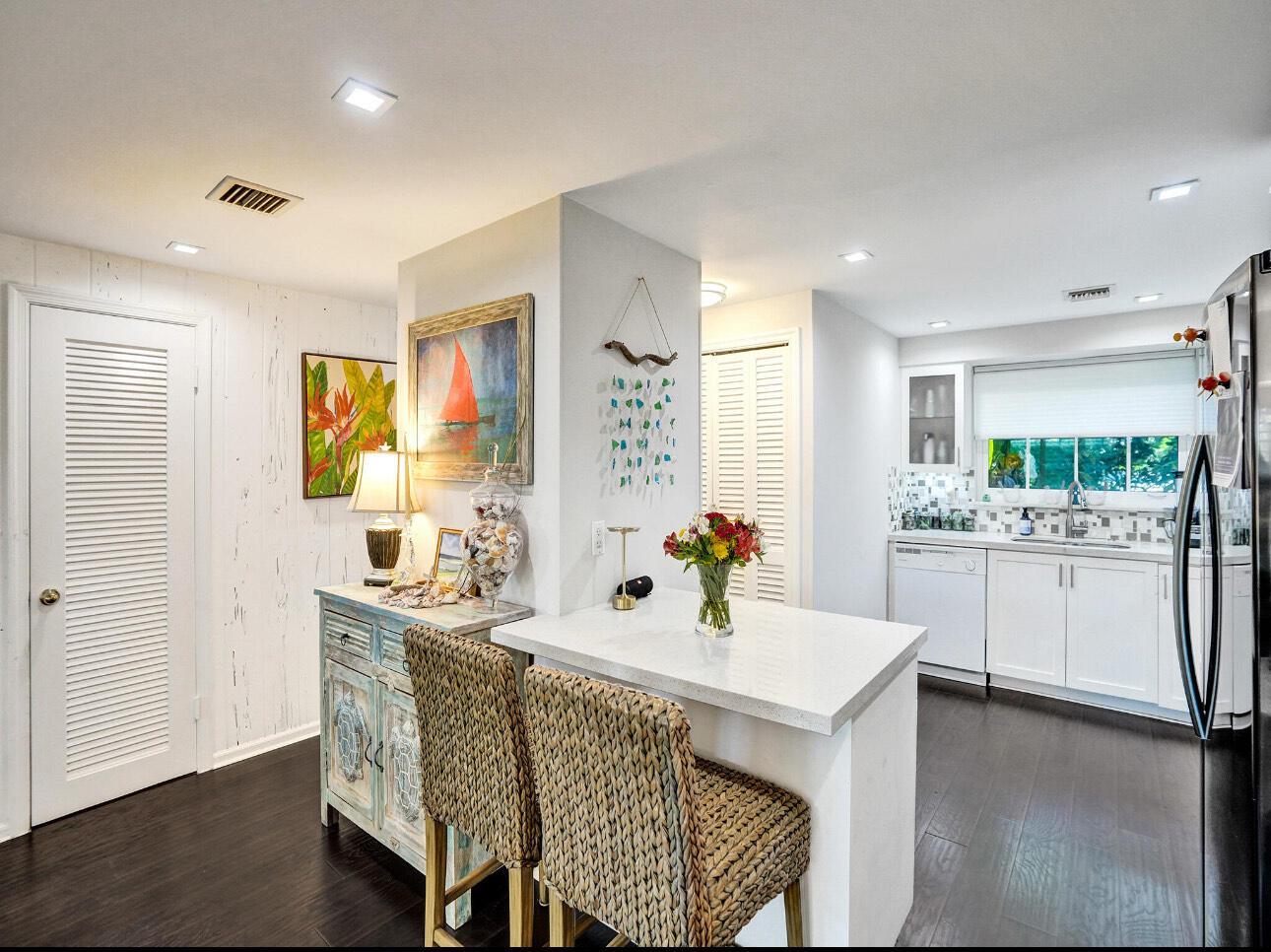 6590 N Ocean Boulevard 9