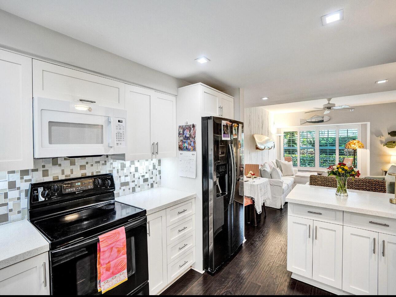 6590 N Ocean Boulevard 9