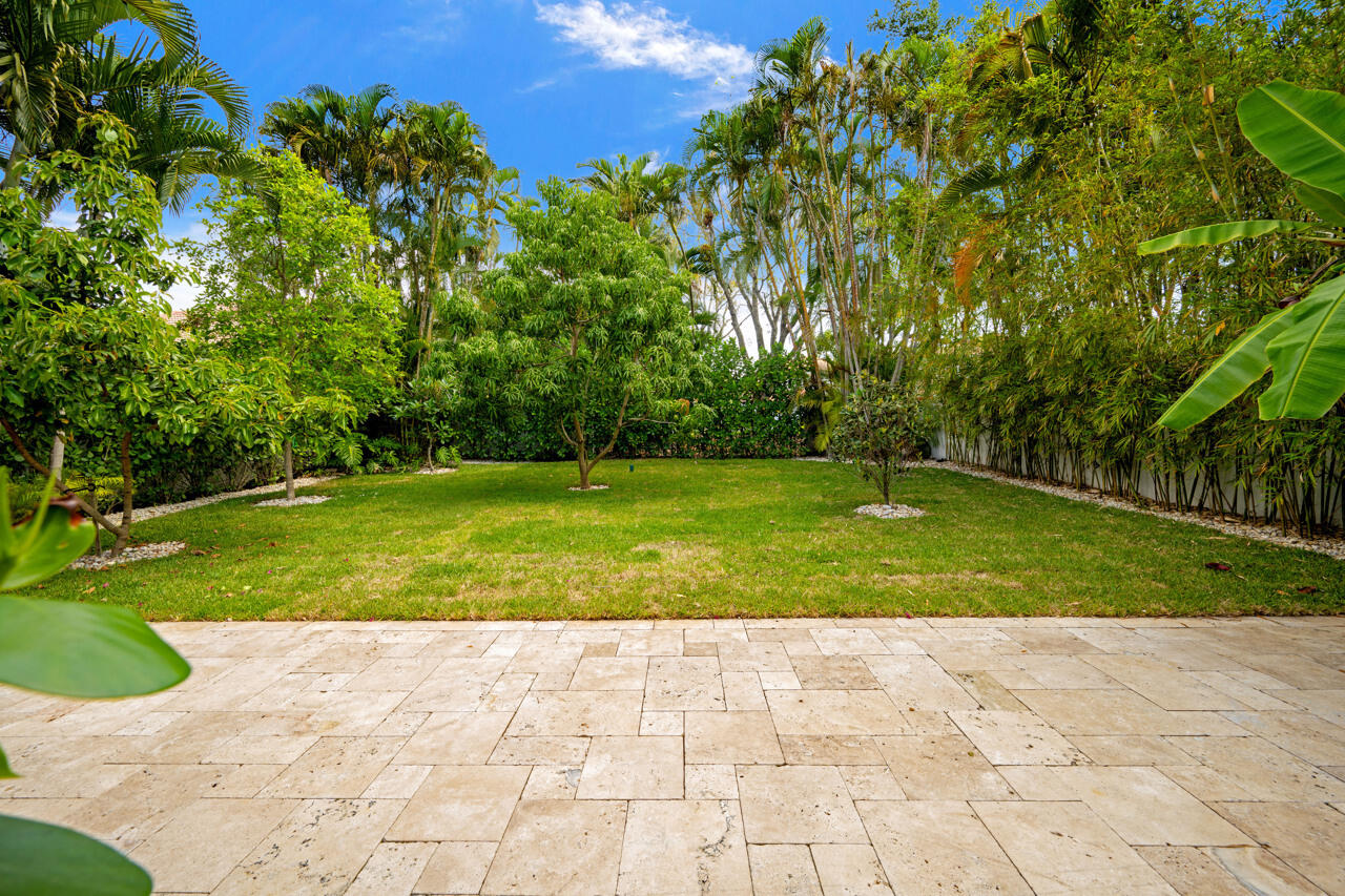 2075 NW 52nd Street