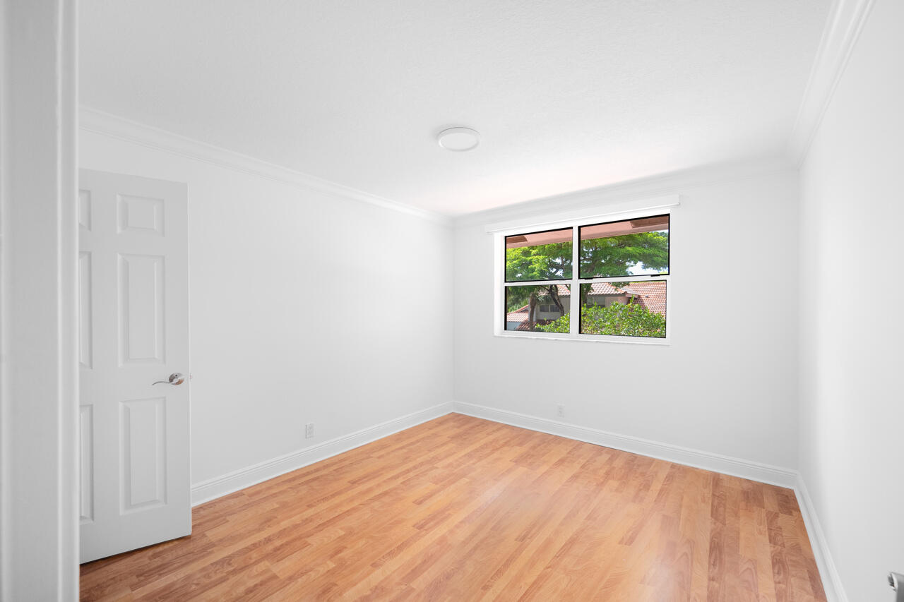 2075 NW 52nd Street