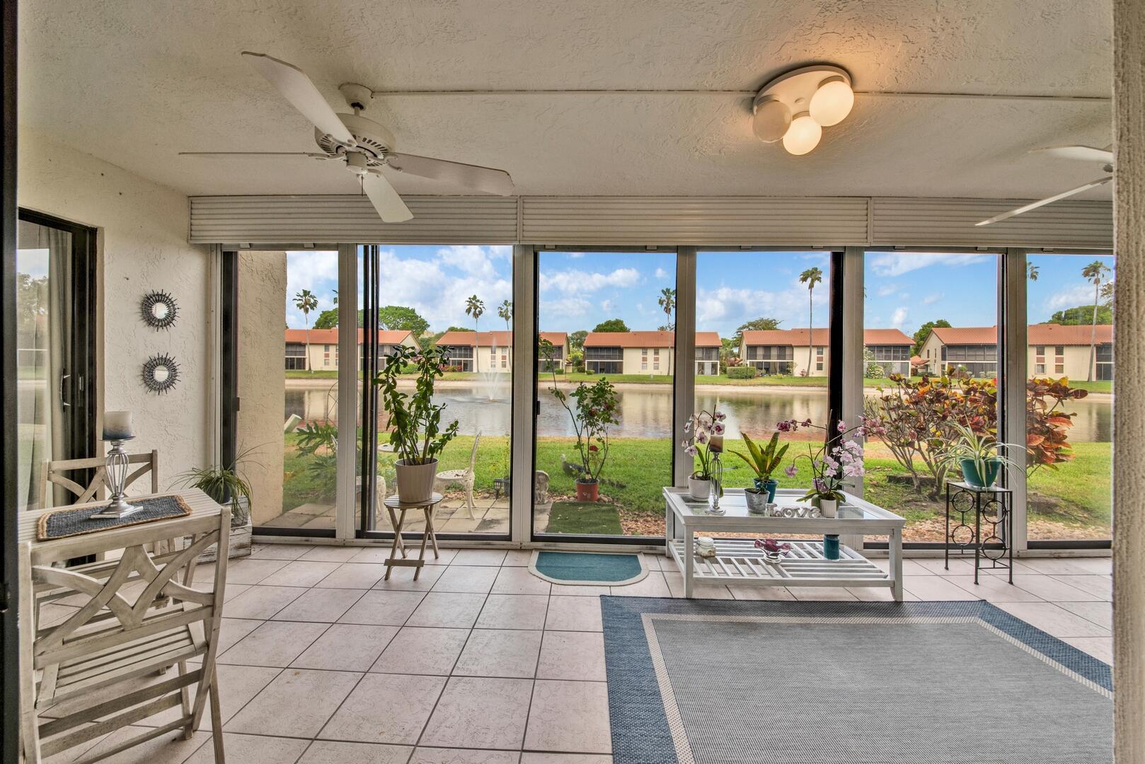10223 N Circle Lake Drive 102