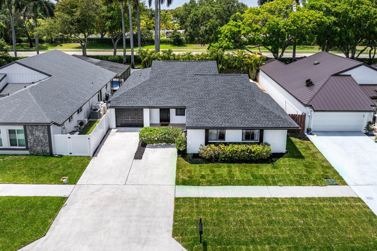 21641 Sutters Lane