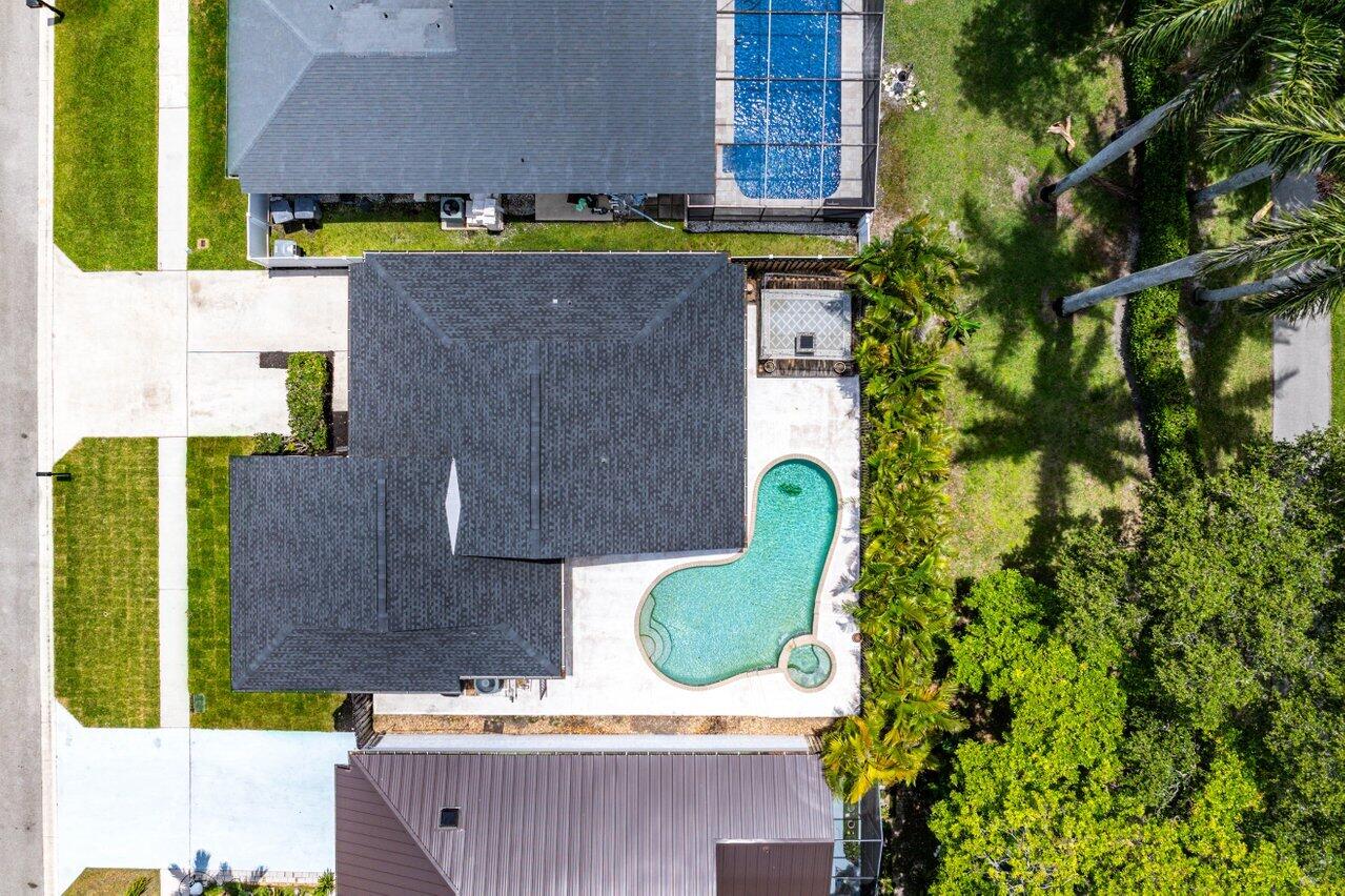 21641 Sutters Lane