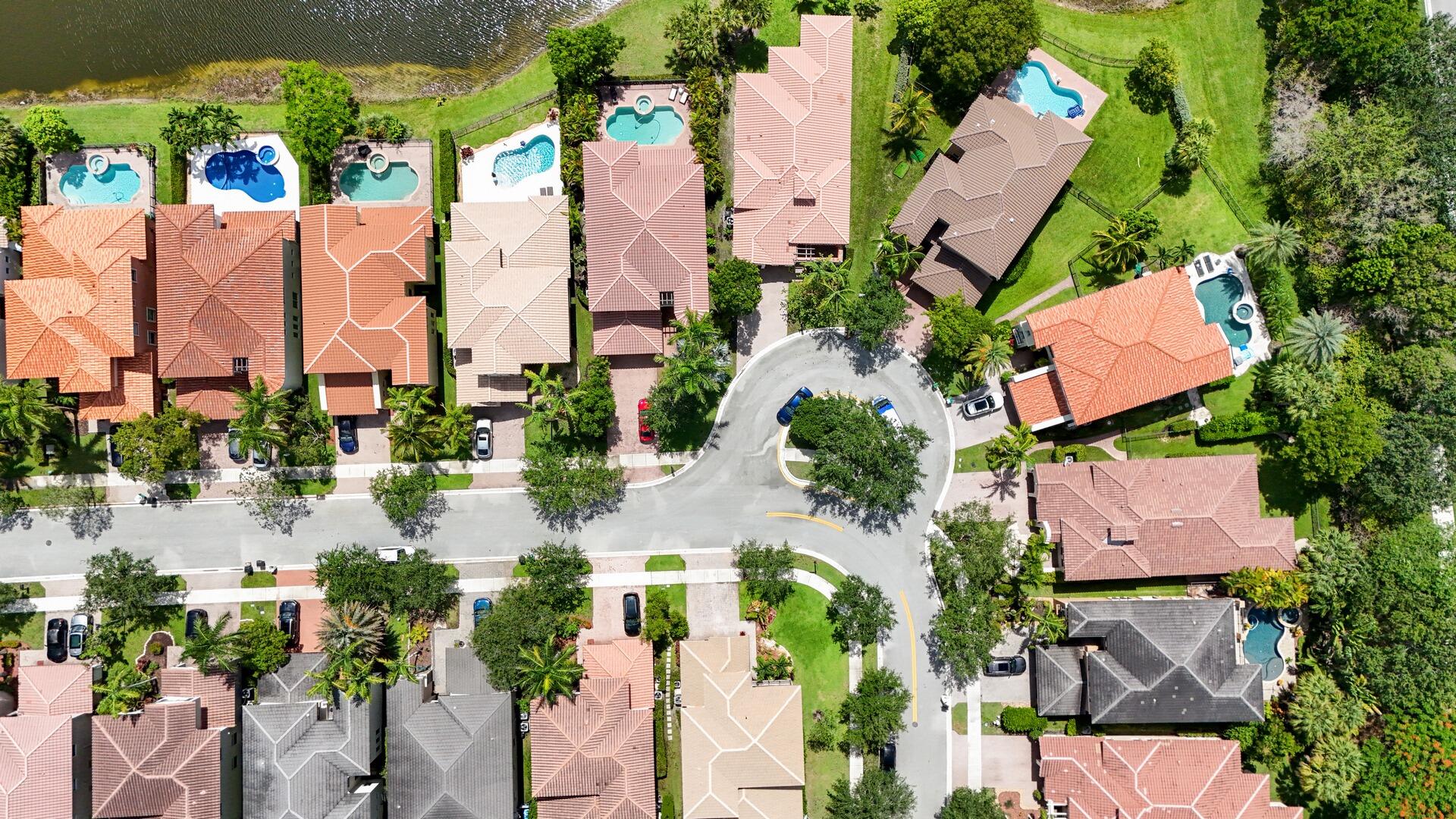 12520 NW 79th Manor