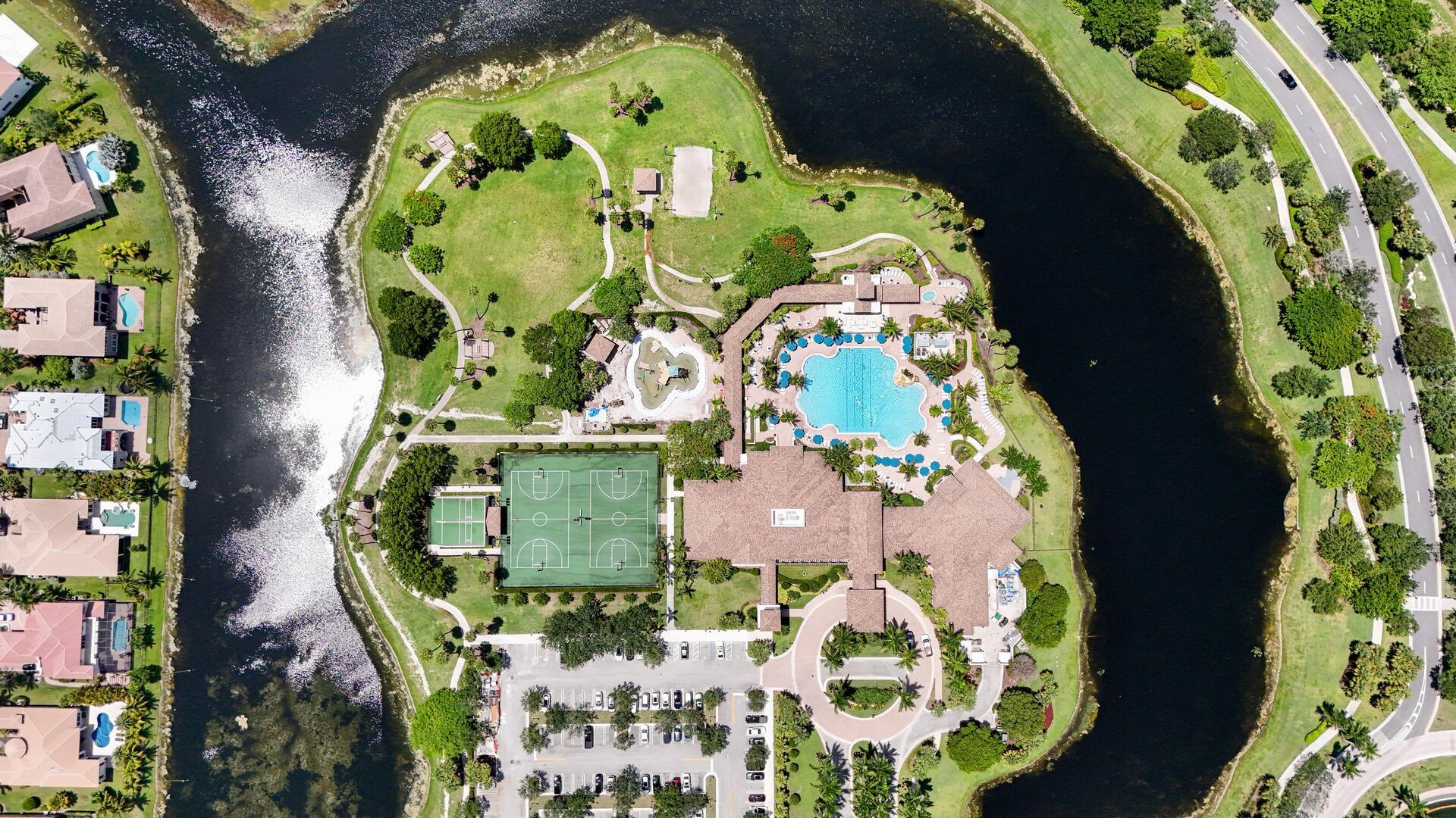 12520 NW 79th Manor