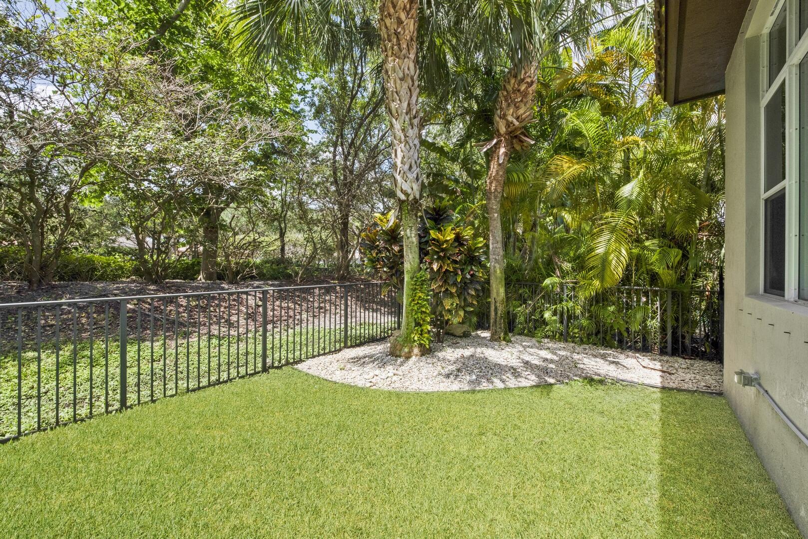 12520 NW 79th Manor