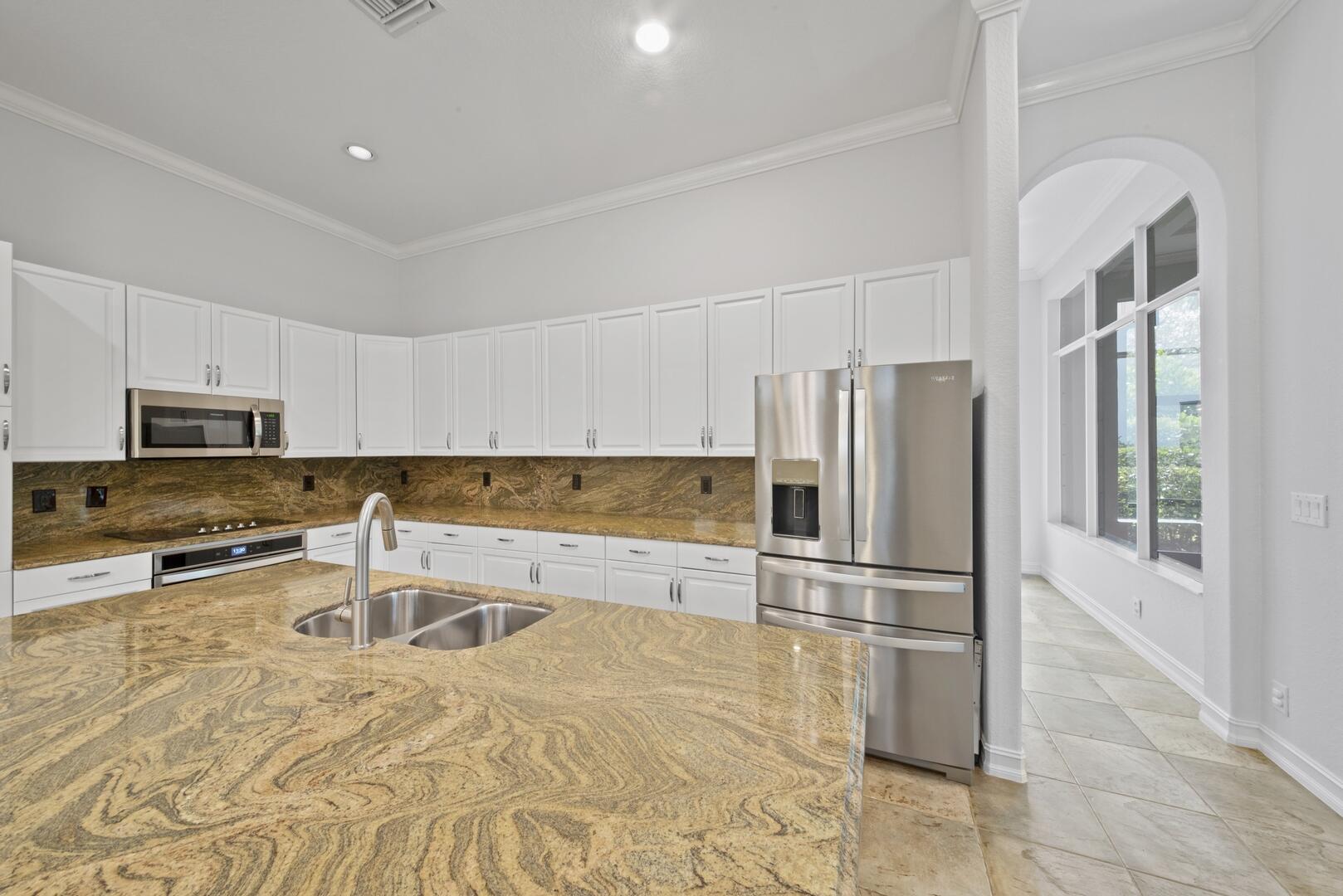 12520 NW 79th Manor