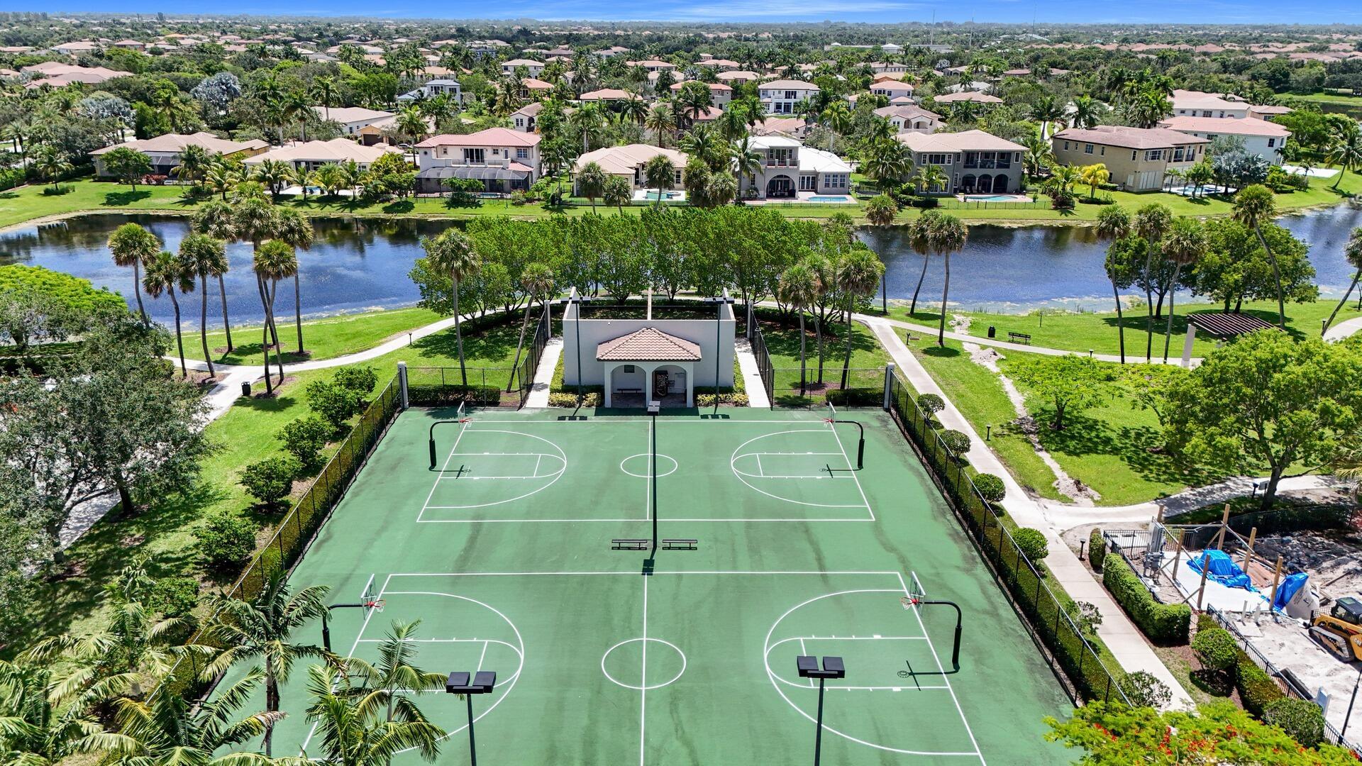 12520 NW 79th Manor