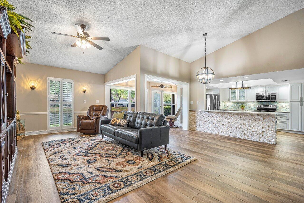 648 Deer Creek Edgewater Drive