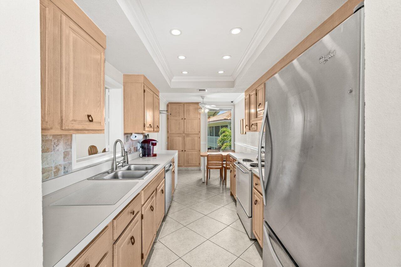 19747 W Boca West Drive W 4122