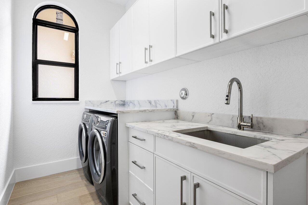 6581 Grande Orchid Way