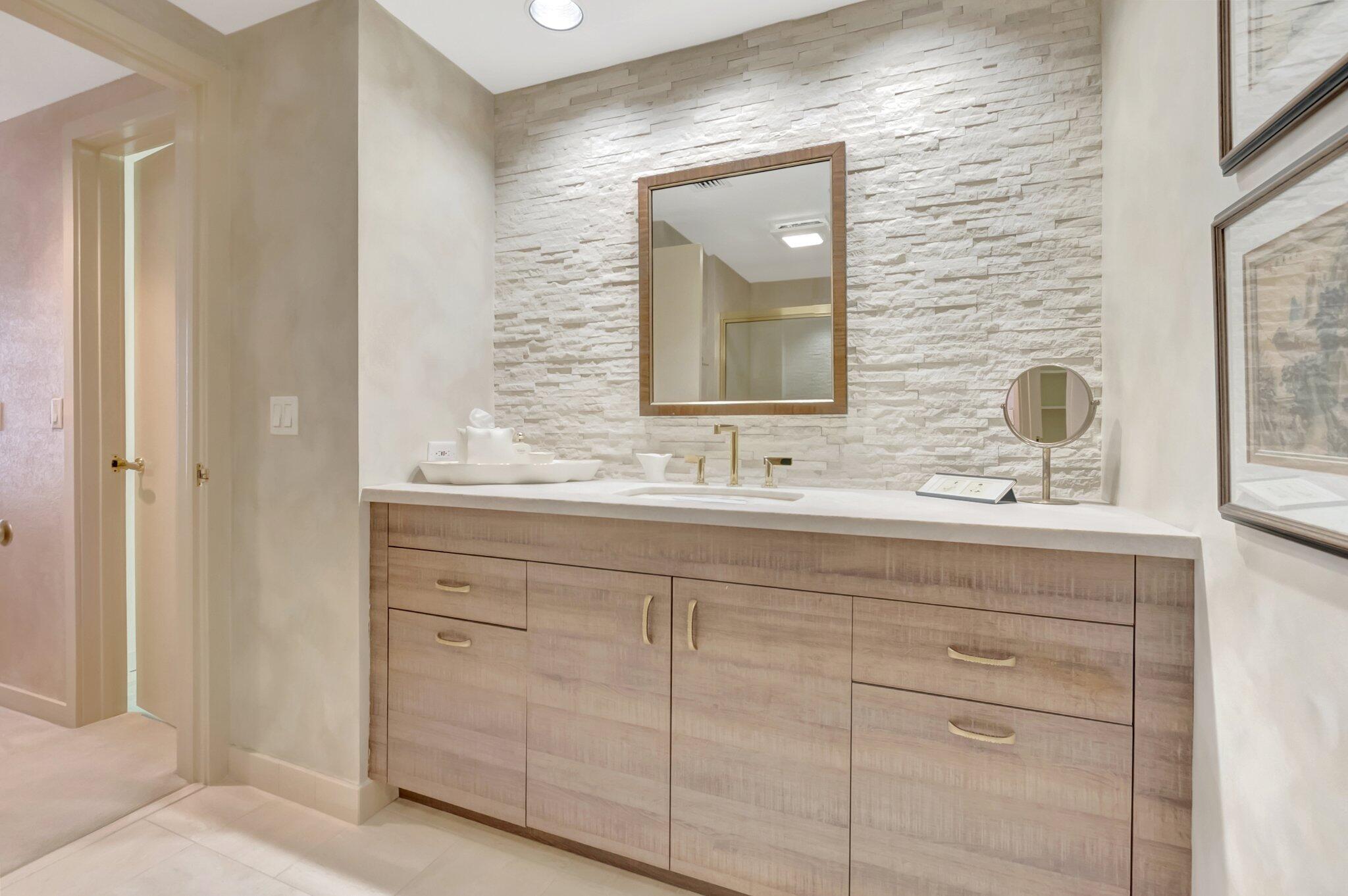 20290 Fairway Oaks Drive Drive 221