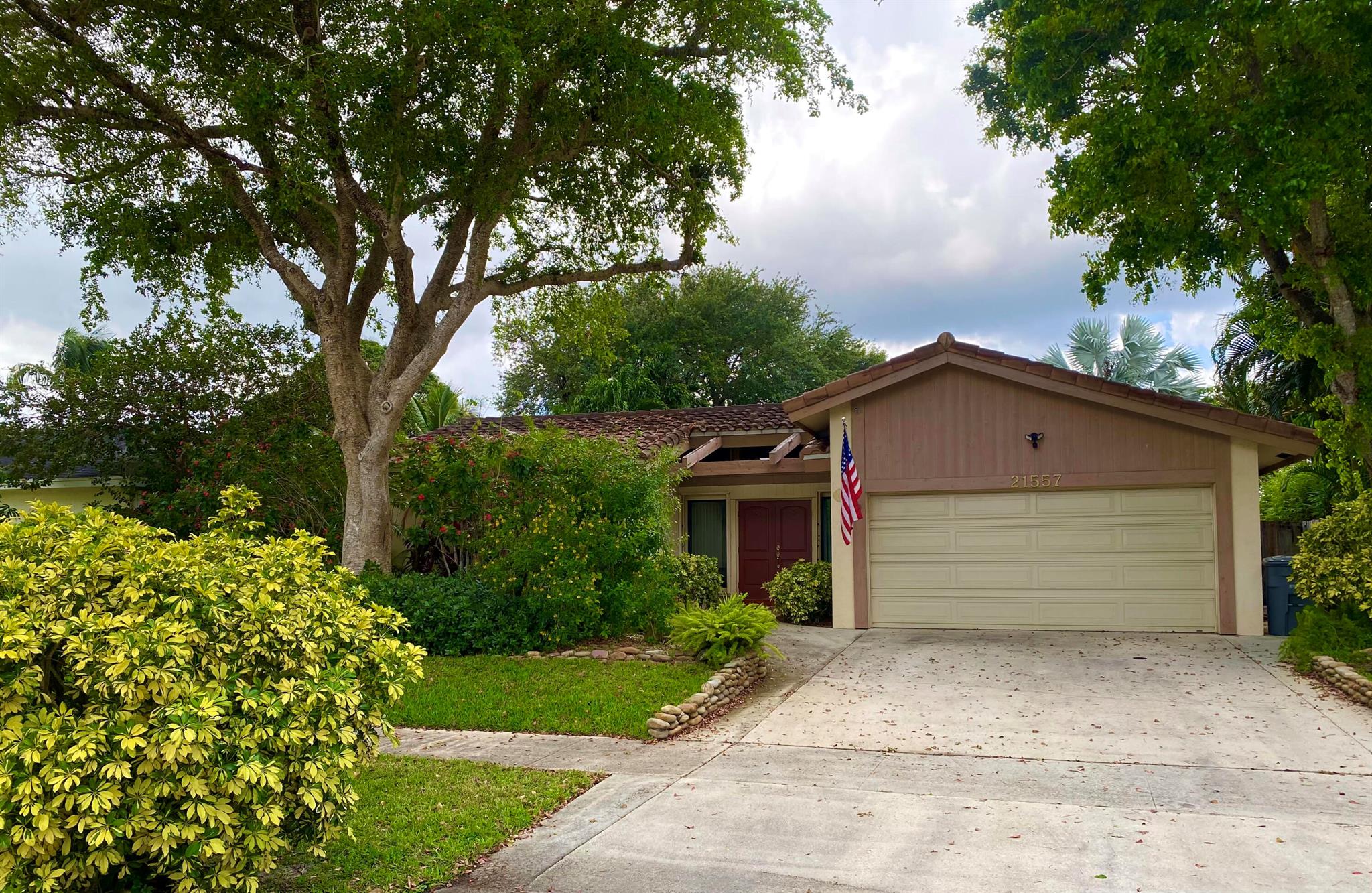 21557 Hollandaire Drive East Drive E
