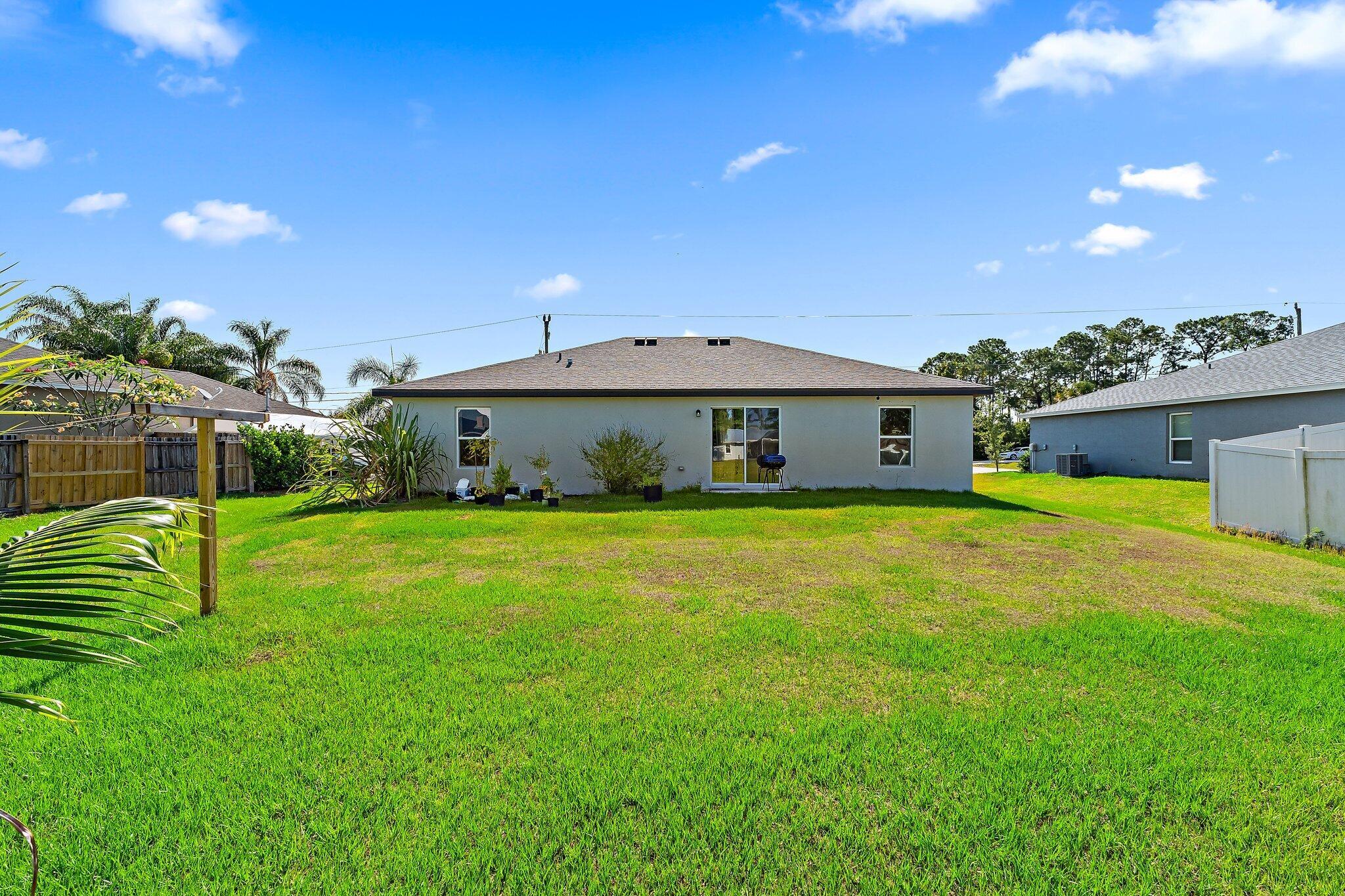 1758 SW Success Street