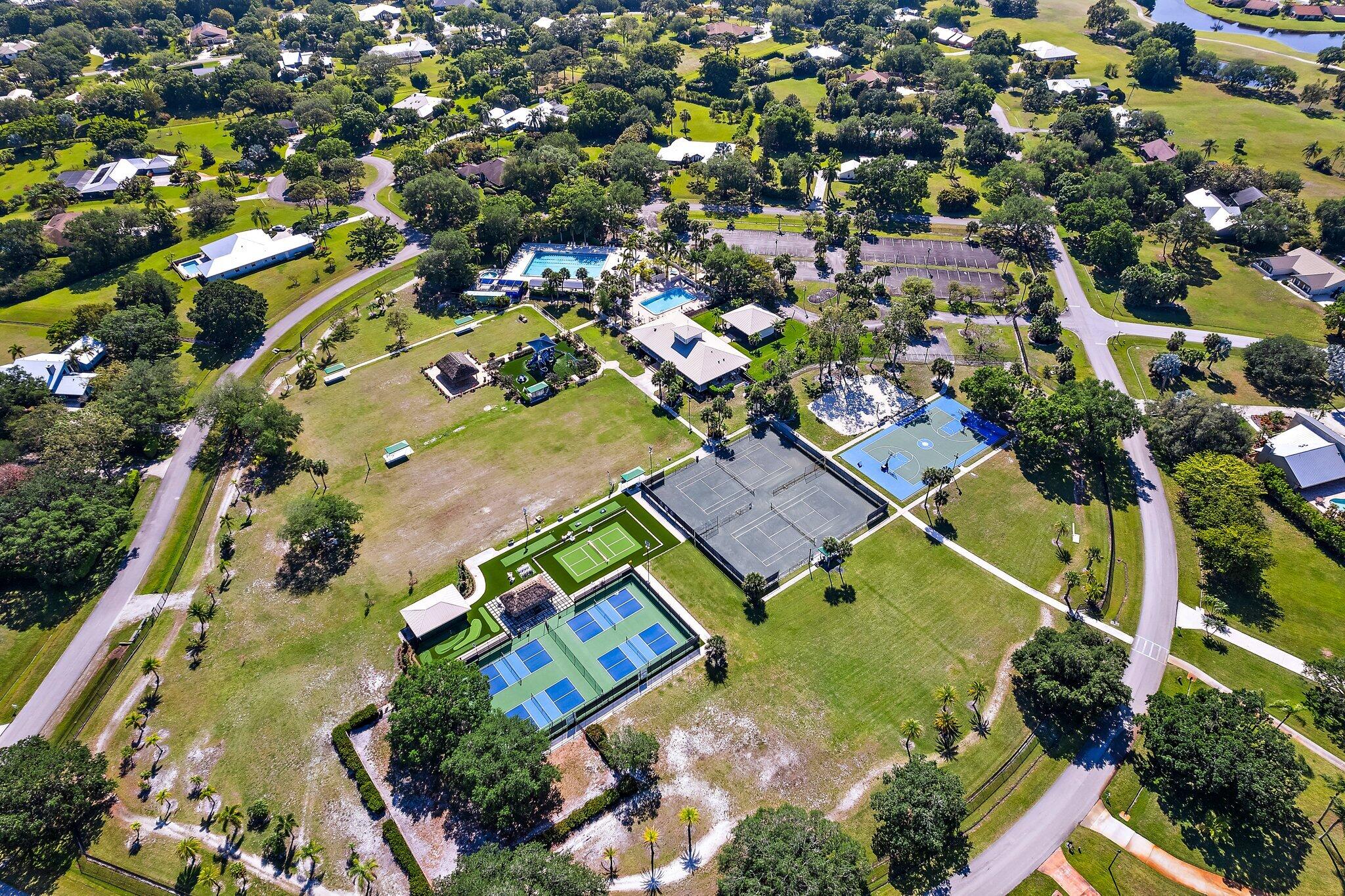 2711 SW Egret Pond Circle