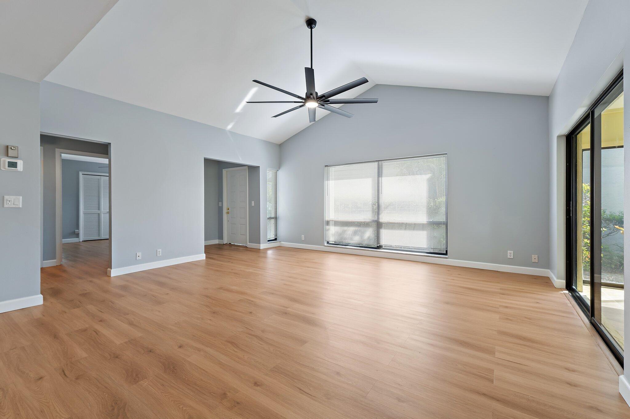 2711 SW Egret Pond Circle