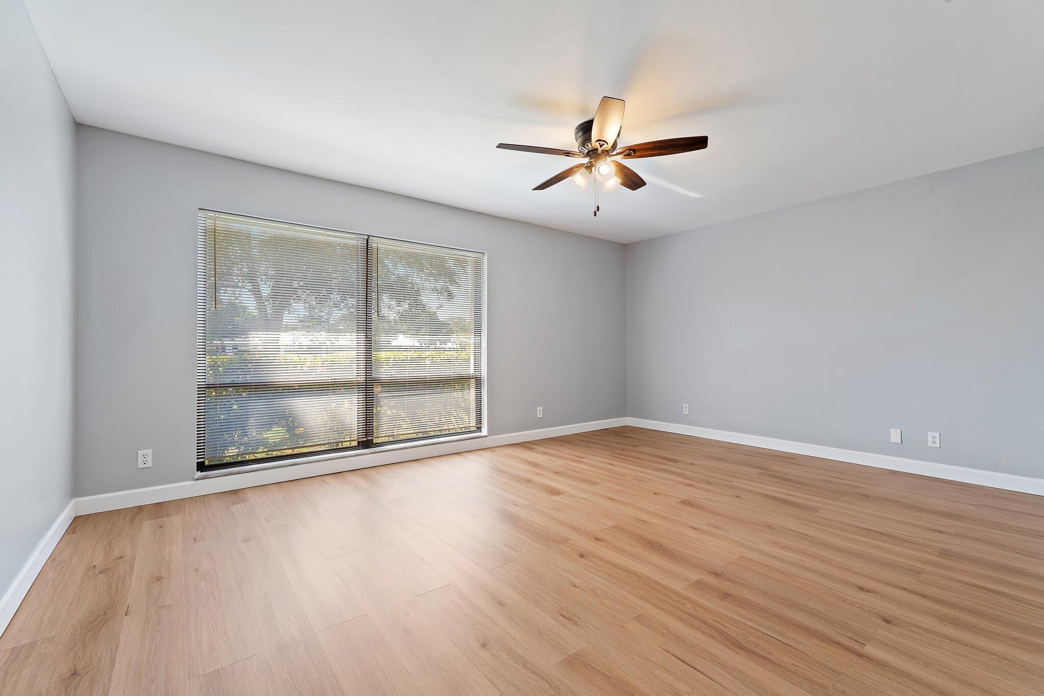 2711 SW Egret Pond Circle