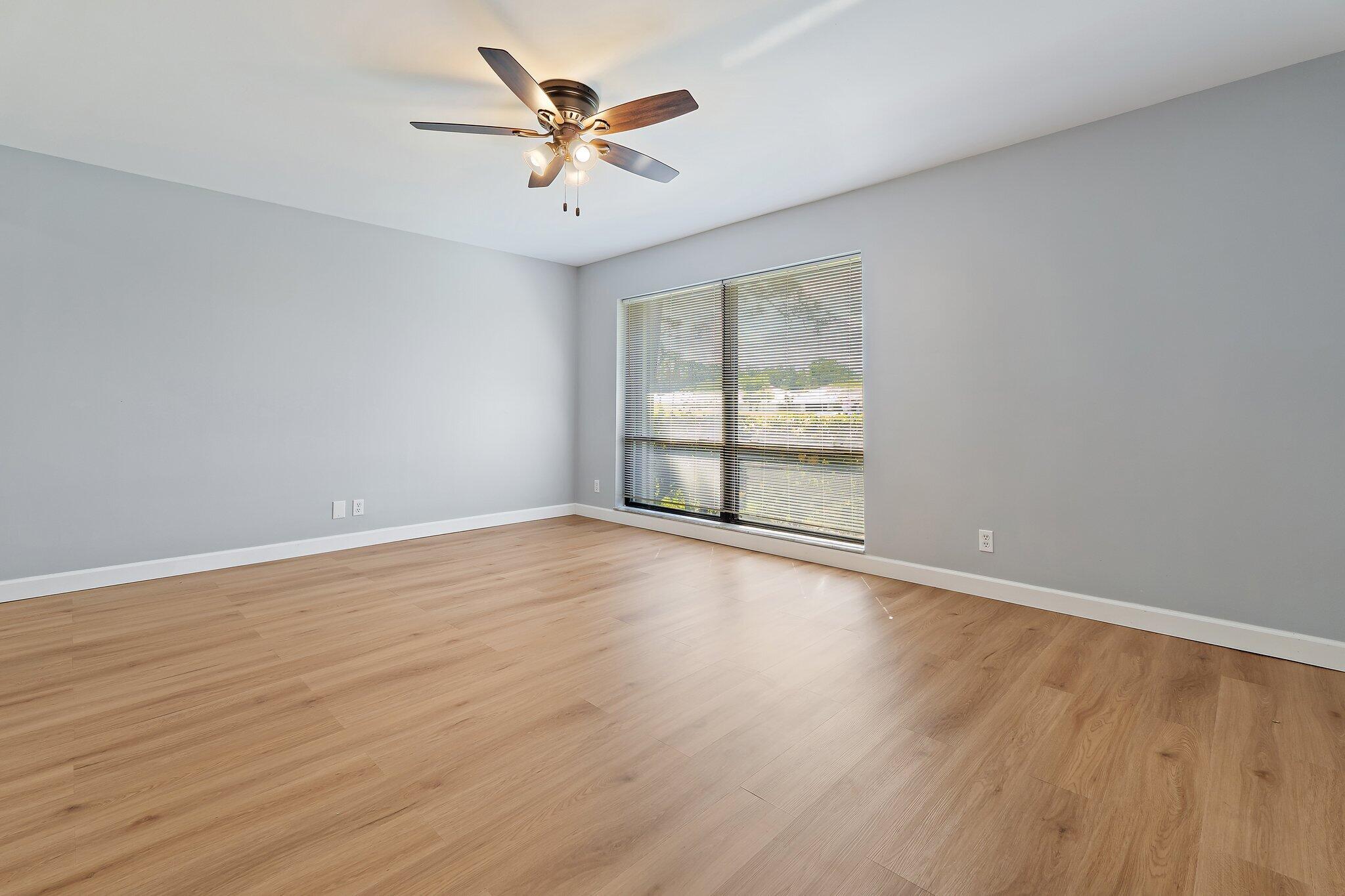 2711 SW Egret Pond Circle