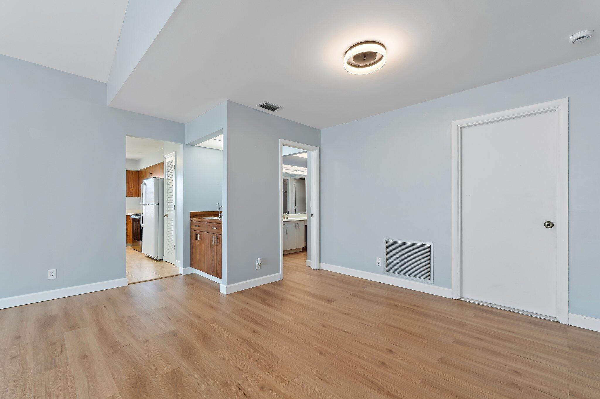 2711 SW Egret Pond Circle