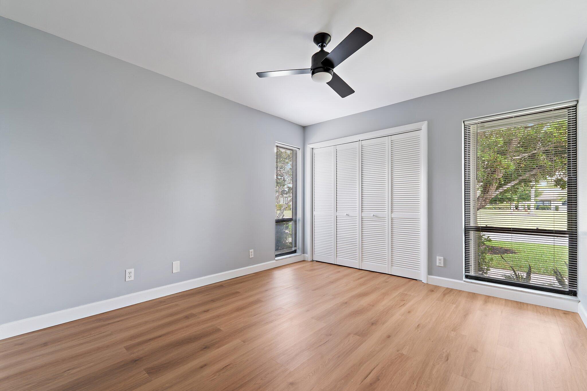 2711 SW Egret Pond Circle