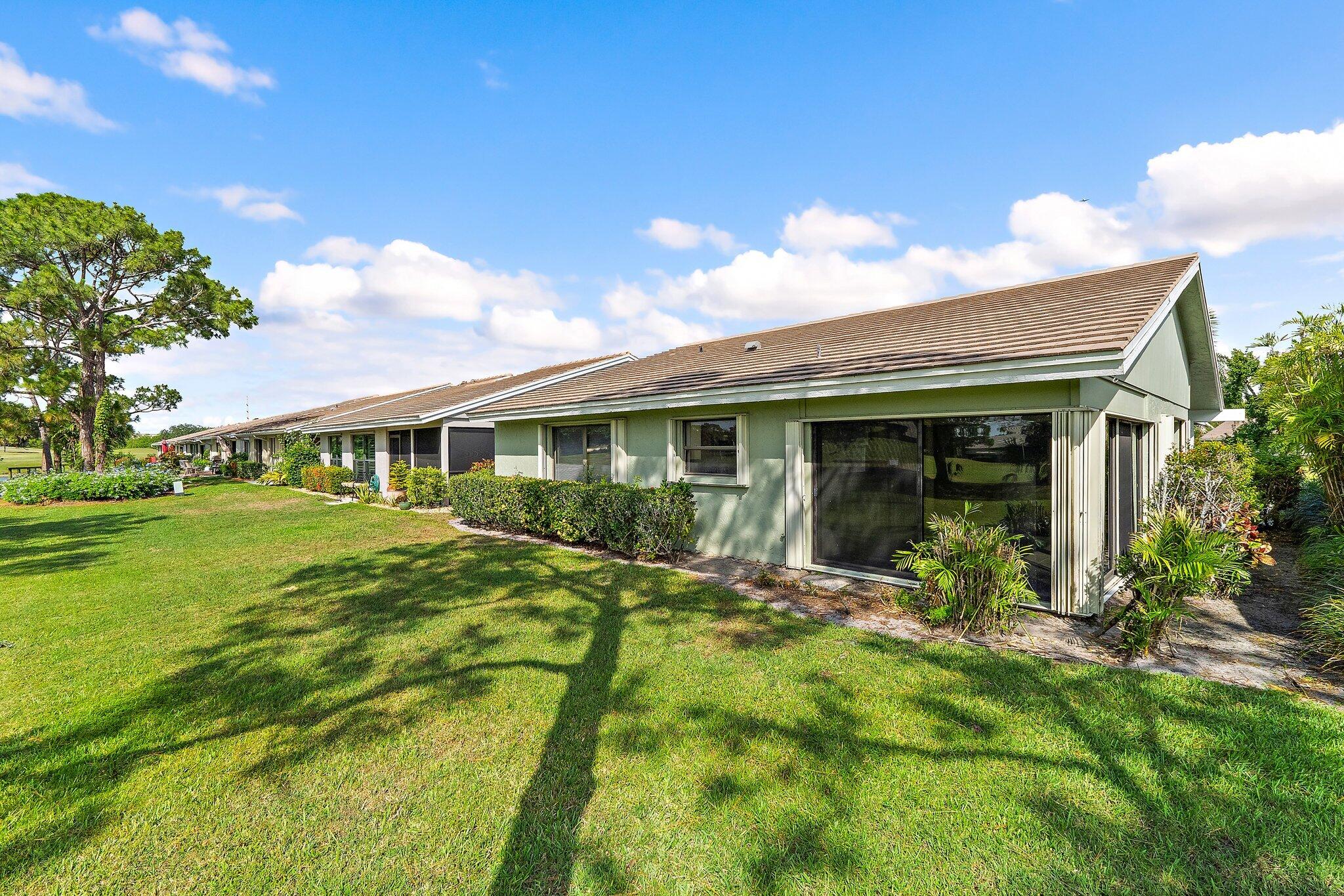 2711 SW Egret Pond Circle