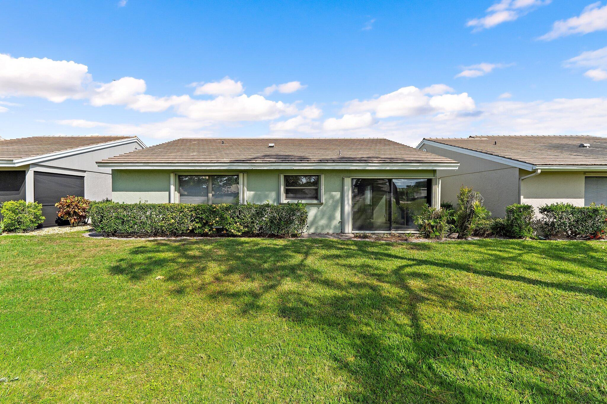 2711 SW Egret Pond Circle