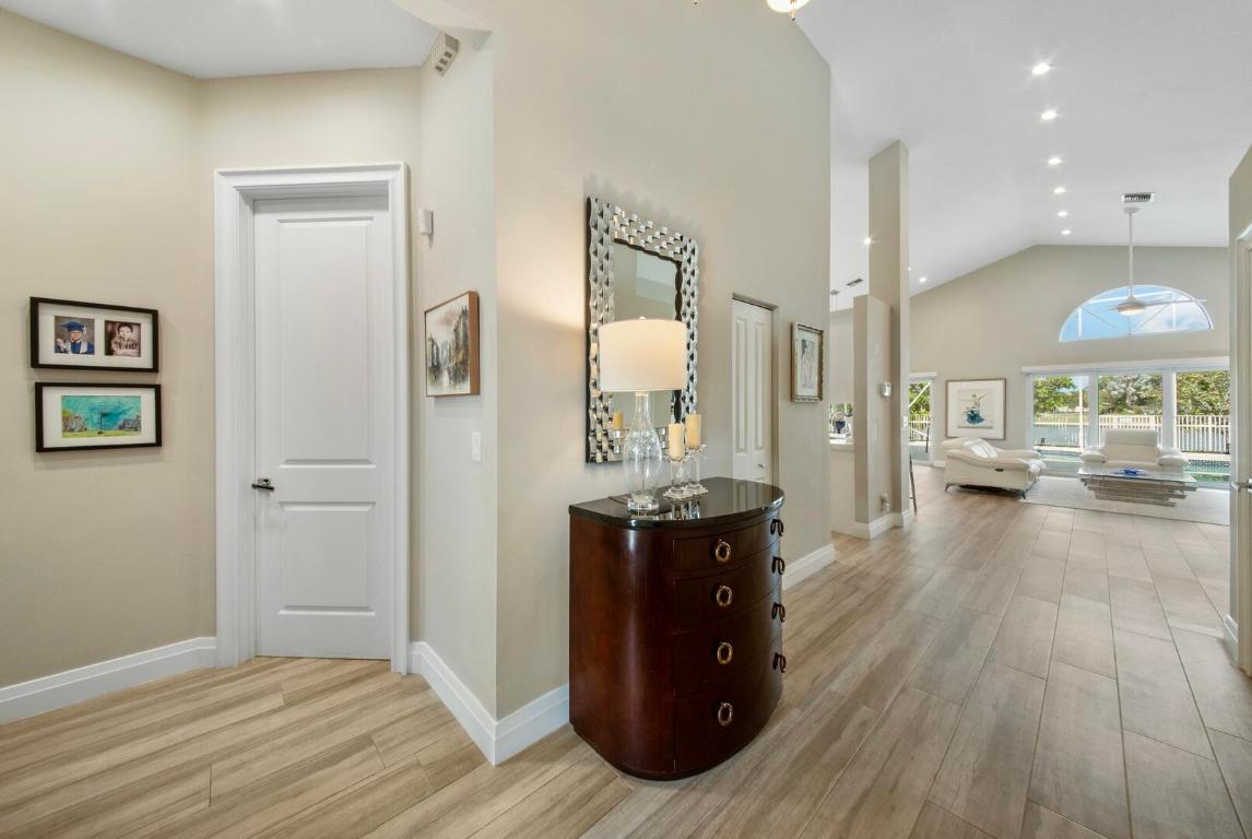 7070 Charleston Point Drive, Lake Worth