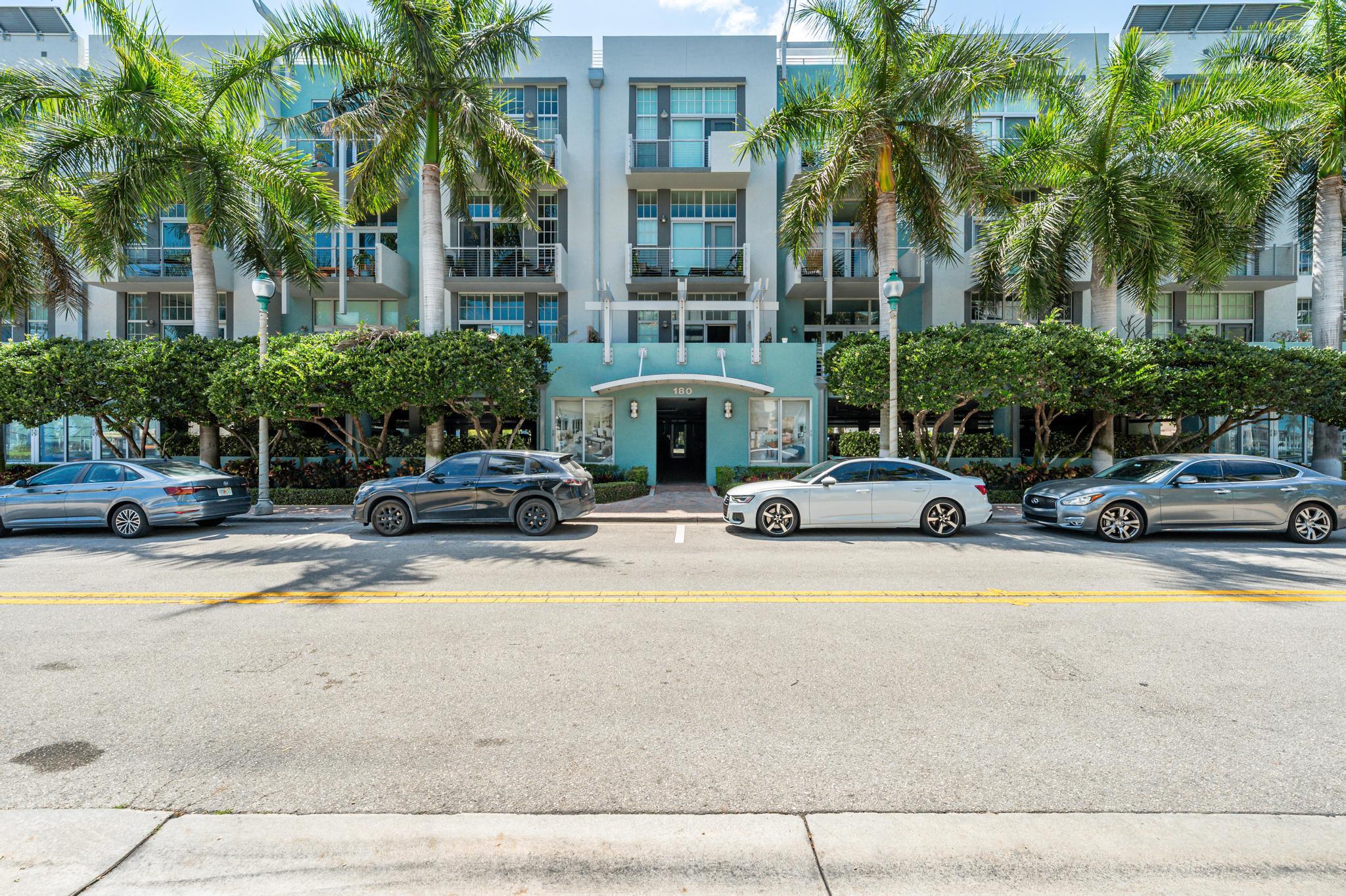 180 NE 4th Avenue 201