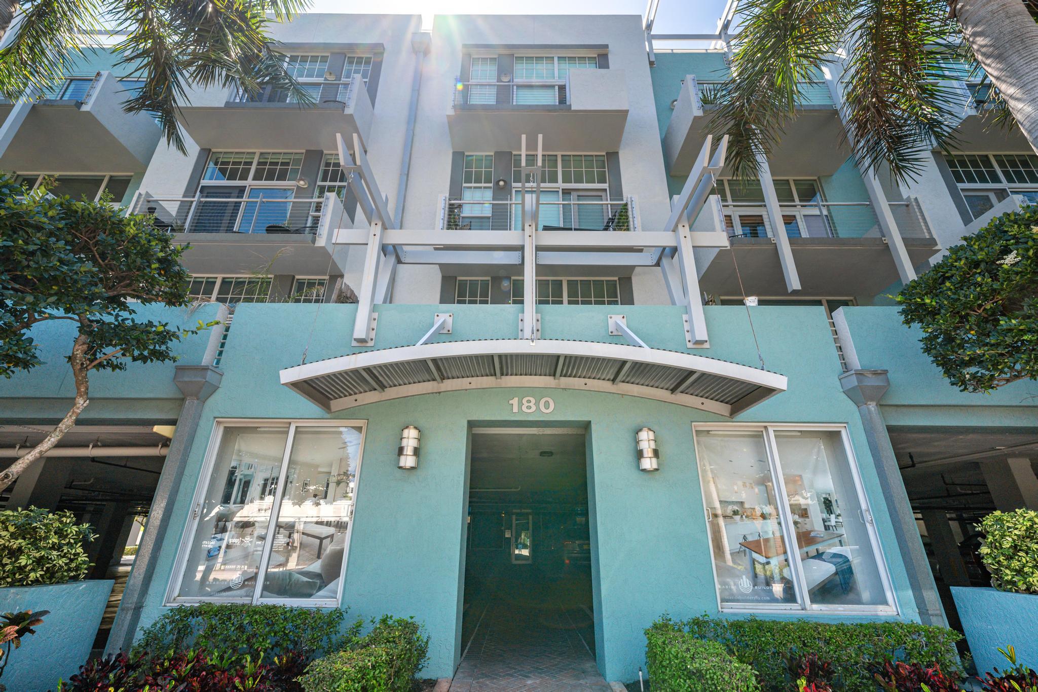 180 NE 4th Avenue 201