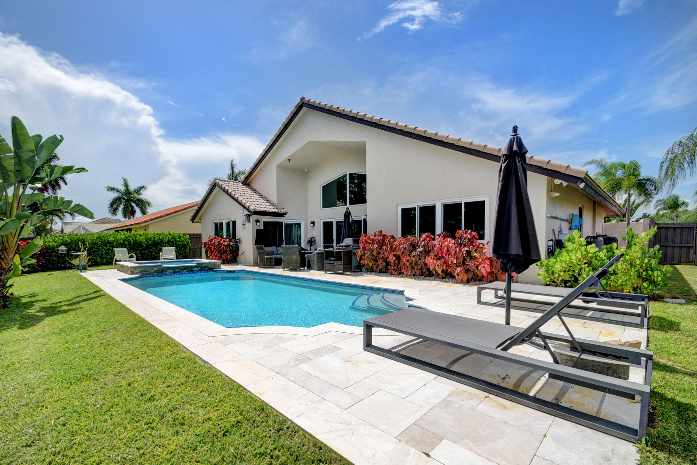 5598 Aspen Ridge Circle