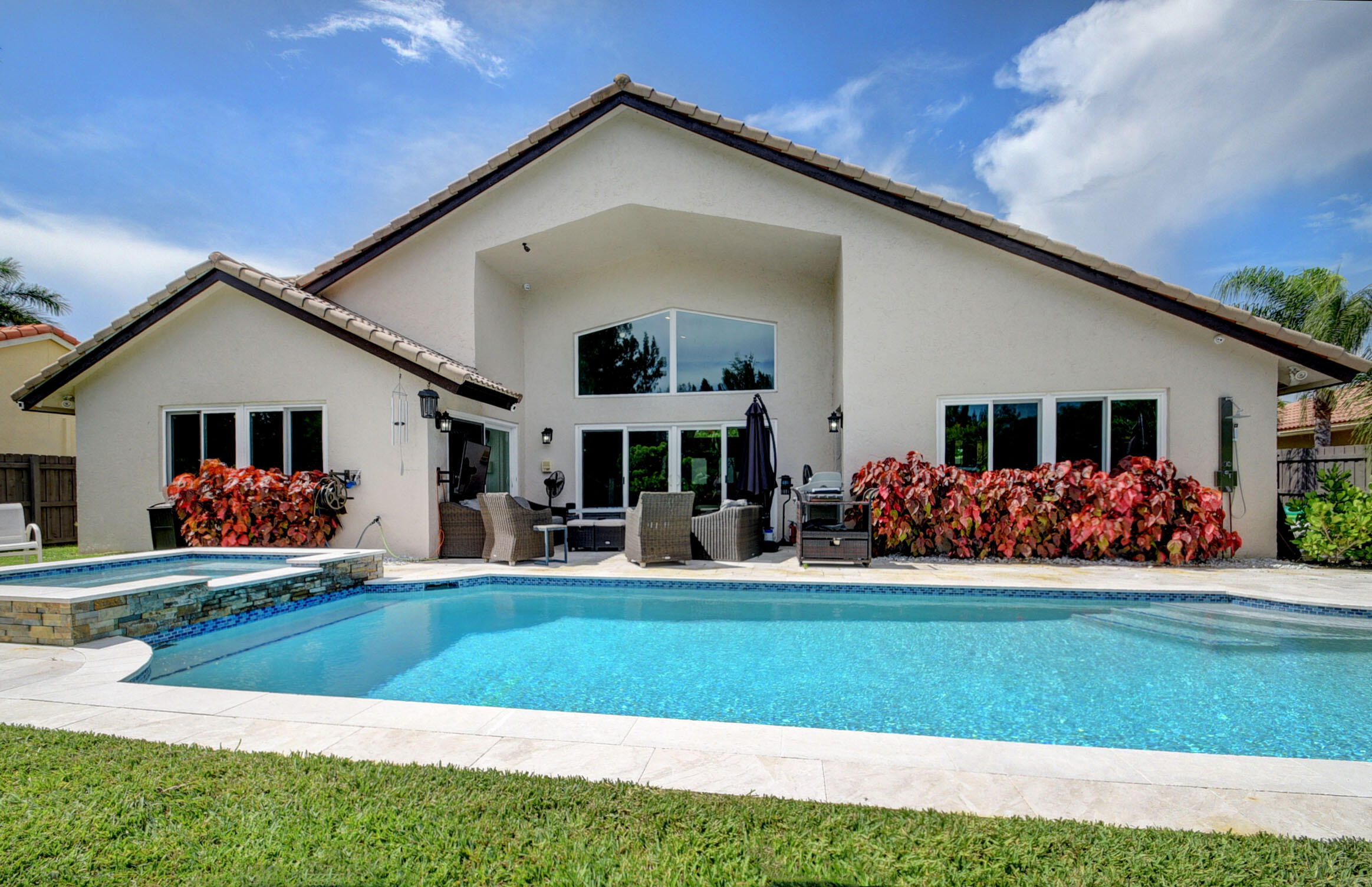 5598 Aspen Ridge Circle