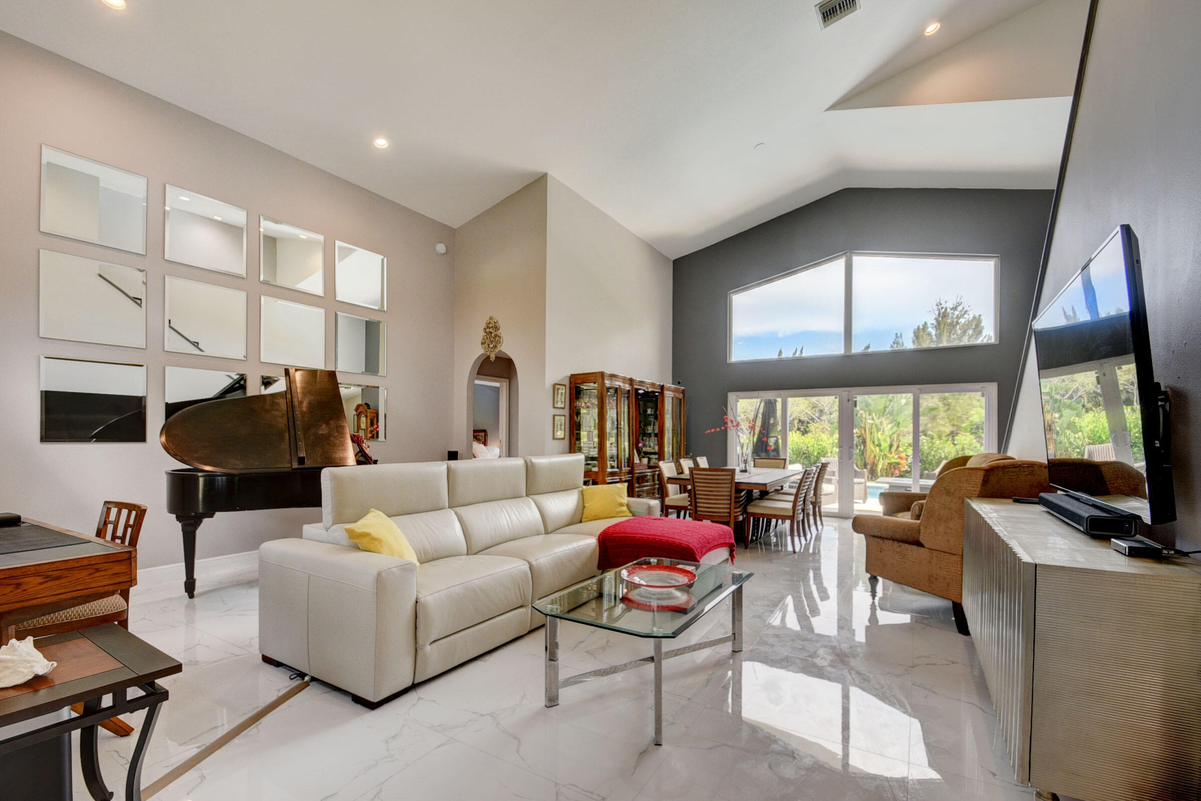 5598 Aspen Ridge Circle