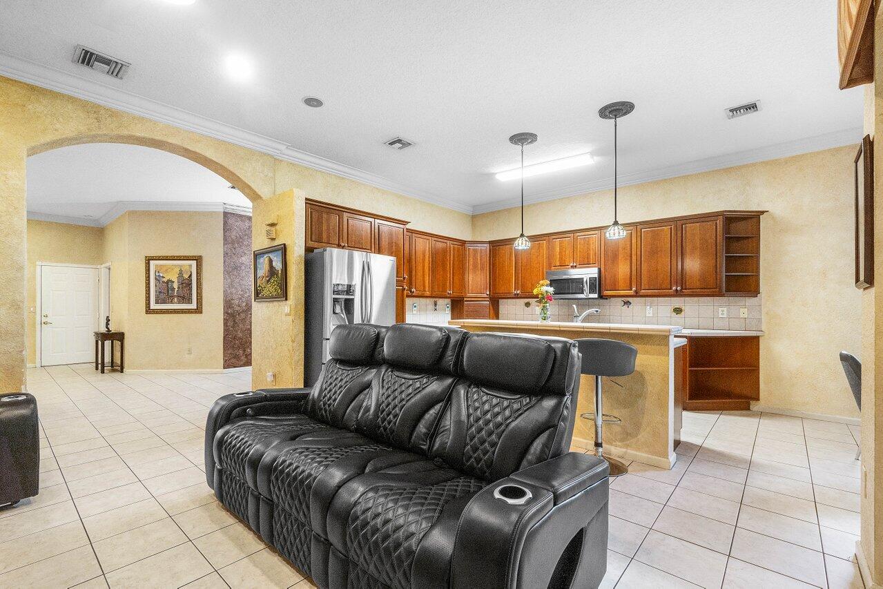 9034 Alexandra Circle