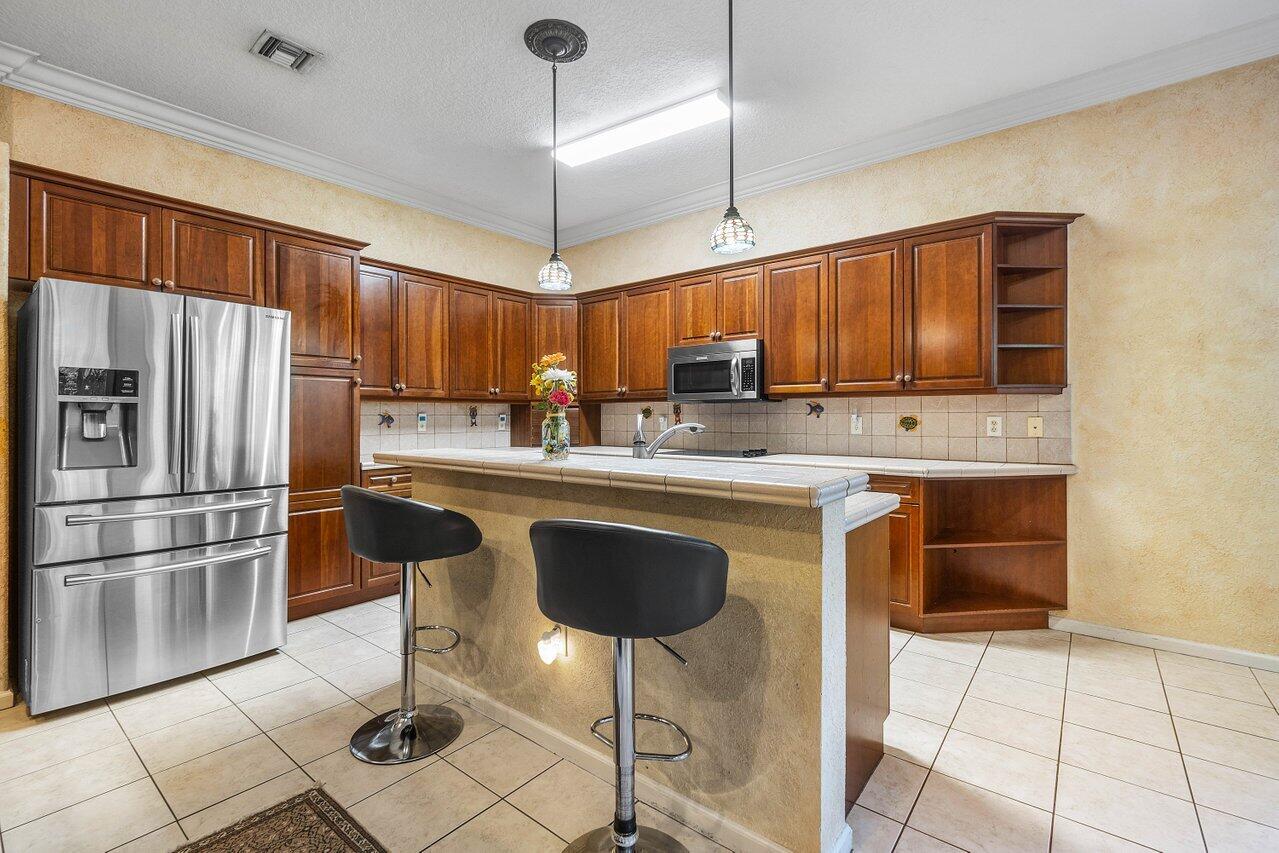9034 Alexandra Circle