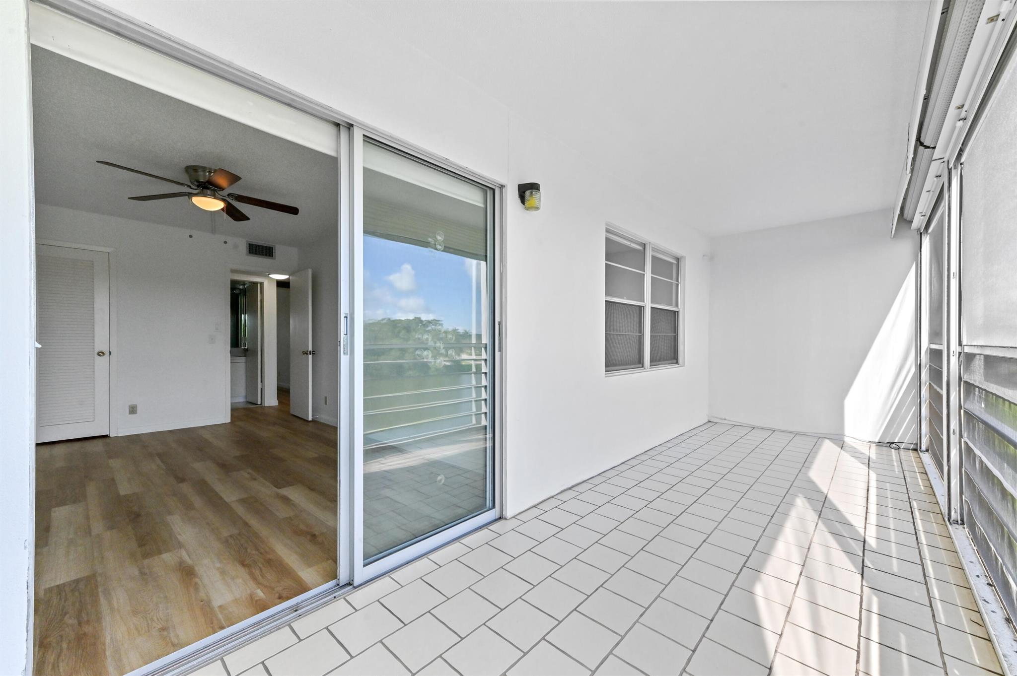 3066 Ainslie D