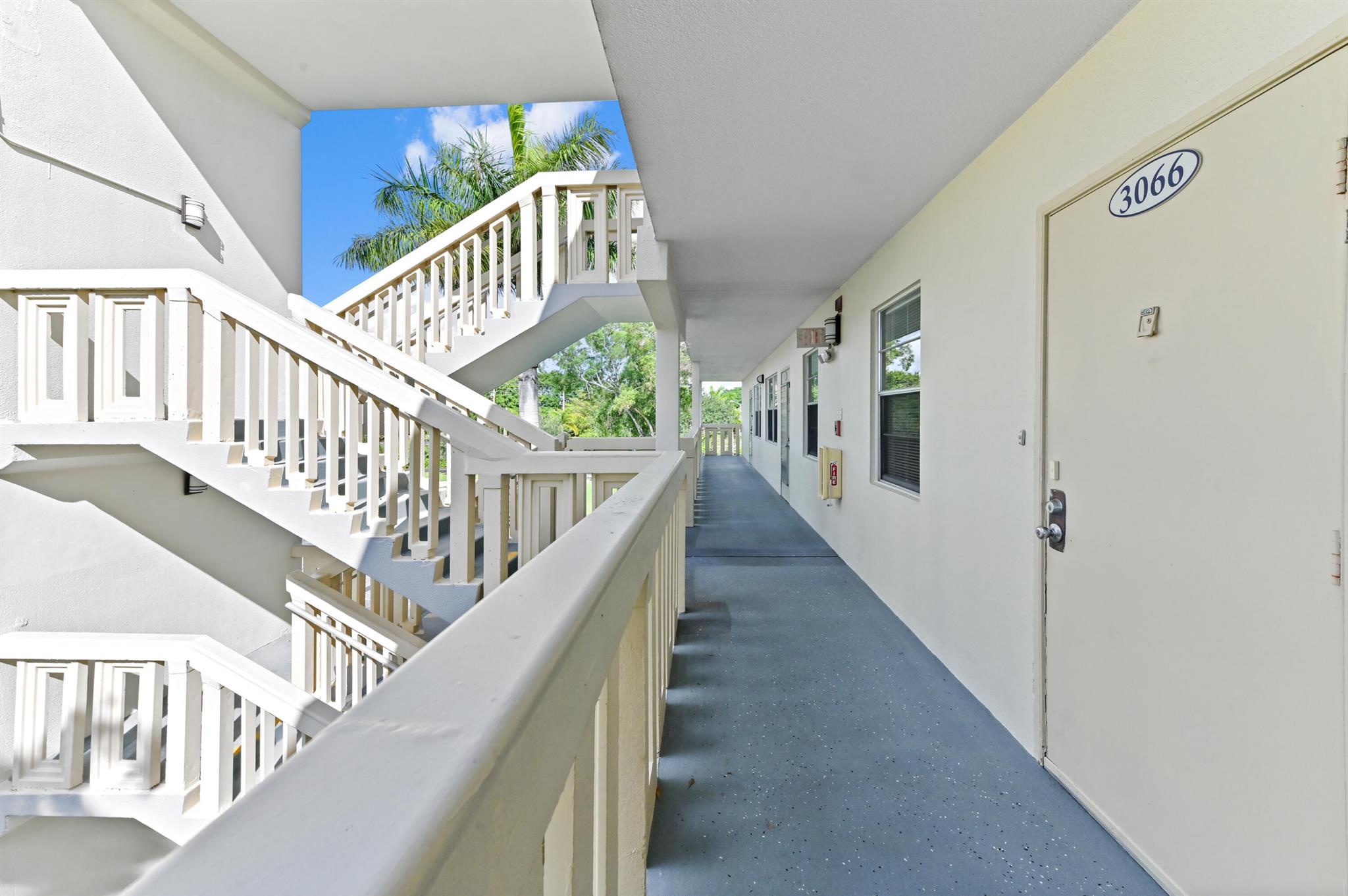 3066 Ainslie D