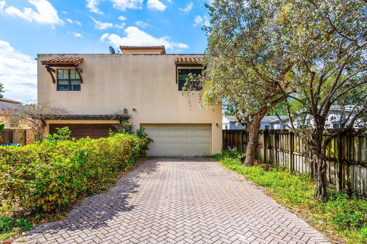 507 SW 17th Street
