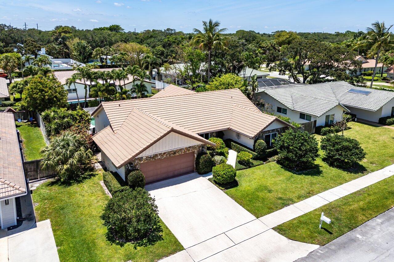 1935 SW 7th Court